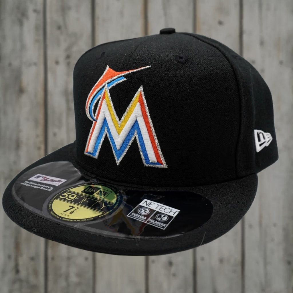 New Era New Era Miami Marlins Hat Mens 7 7/8 Black 59FIFTY Authentic On-Field Fitted Cap Size ONE SIZE - 1 Thumbnail