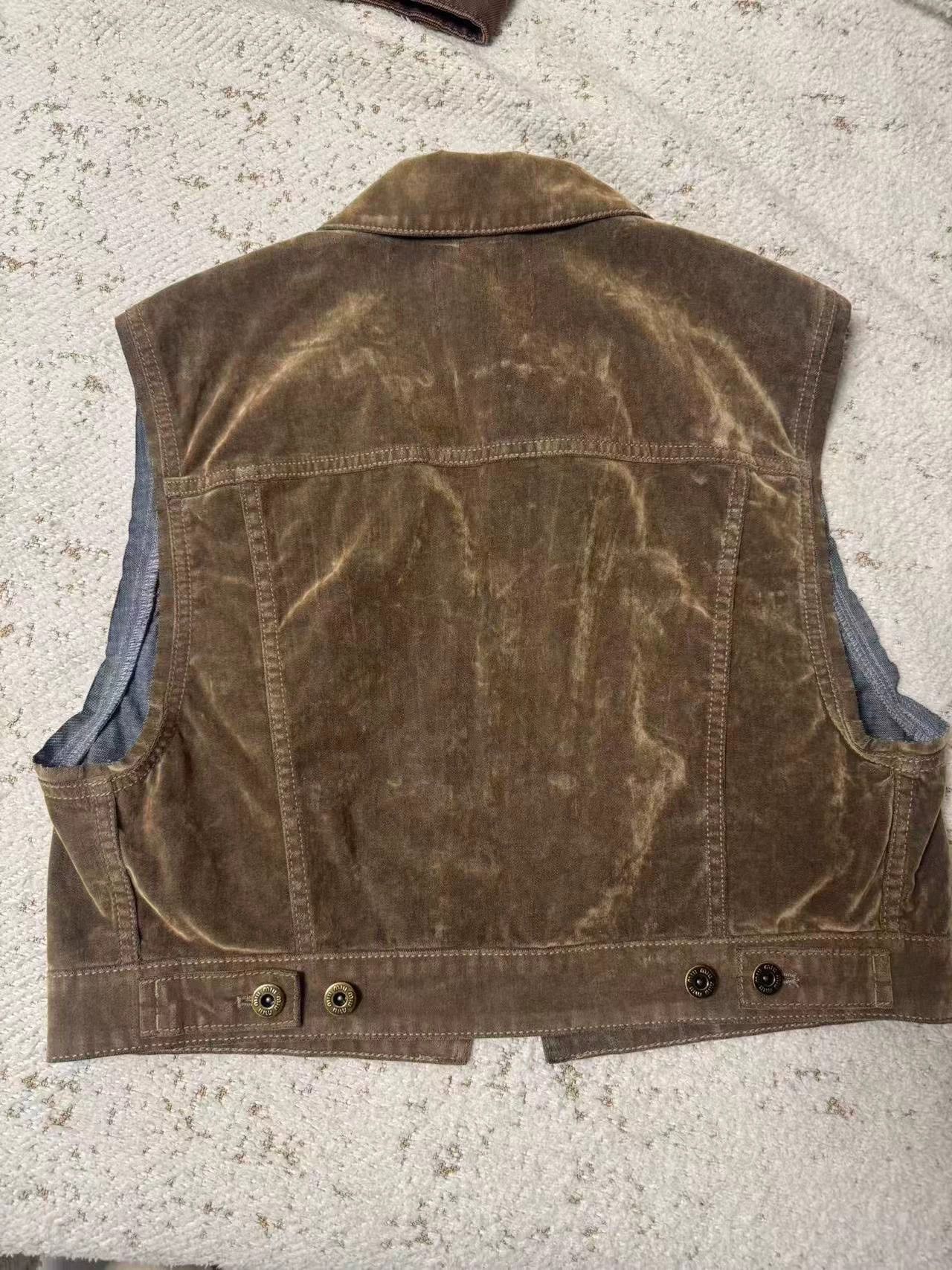 Miu Miu MIU MIU 25 Velvet Vest New 1 Tag Size S / US 4 / IT 40 - 2 Thumbnail