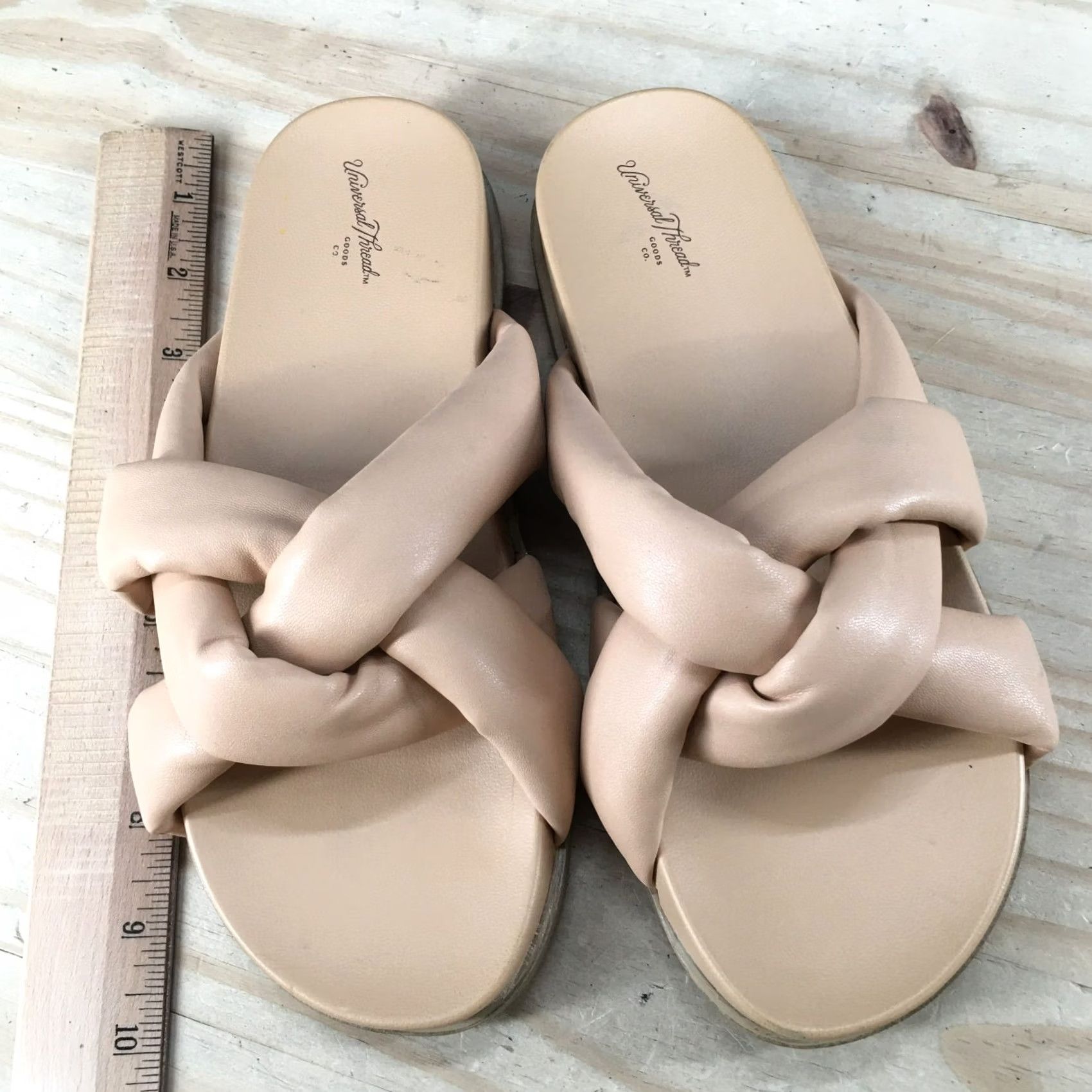 Vintage Universal Thread Sandals Womens 6 Cosette Padded Slide Beige Faux Leather Open Shoe Mens? Size US 6 / IT 36 - 6 Thumbnail