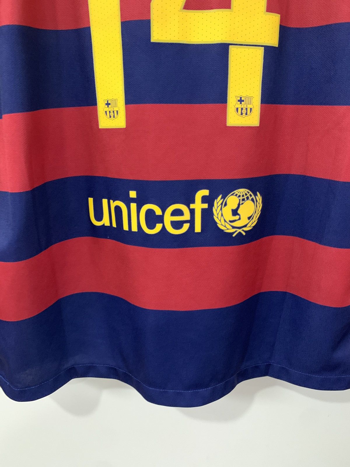 Nike Barcelona 2015 Home Football Shirt Nike Soccer Jersey #14 Size US M / EU 48-50 / 2 - 10 Thumbnail