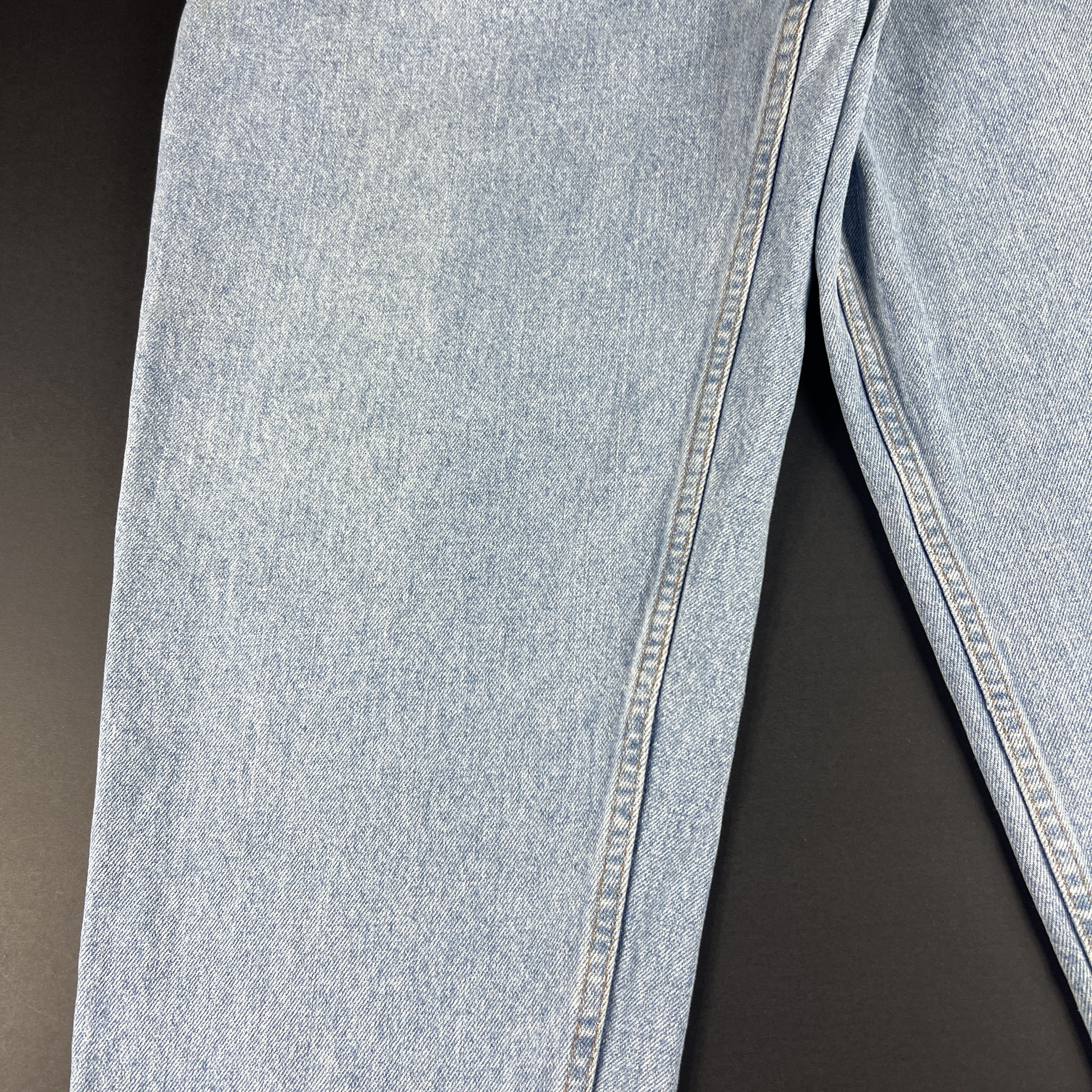 Levi's × Vintage VTG 90s Levi's Jeans 560 Loose Tapered Light Blue Denim Size US 35 - 6 Thumbnail