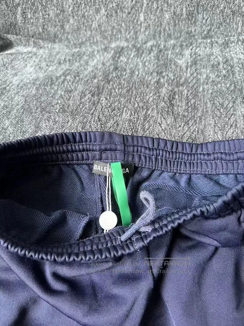 Balenciaga Balenciaga Blue Casual Long Pants. Size US 30 / EU 46 - 3 Thumbnail