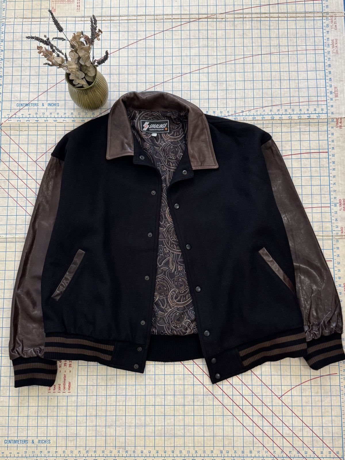Vintage Vintage Sparlings Leather and Wool Bomber Jacket Mens XL Size US XL / EU 56 / 4 - 7 Thumbnail
