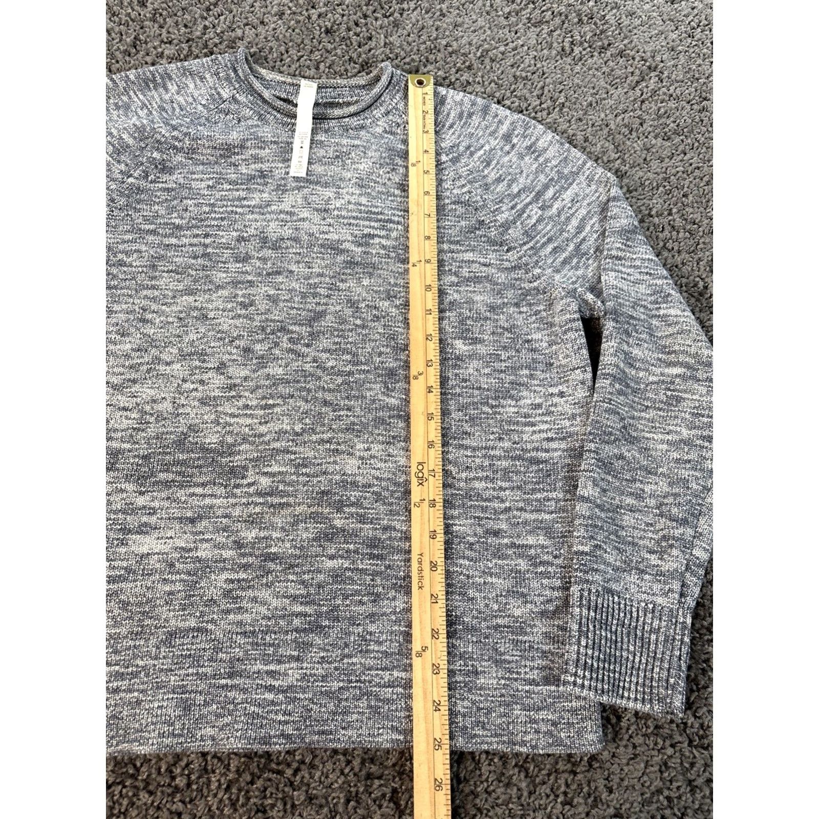 Lululemon Lululemon Sweater Mens M Gray Textured Knit Crew Neck Pullover Stretch Regular Knit Logo Casual Long Sleeve Size US M / EU 48-50 / 2 - 2 Thumbnail