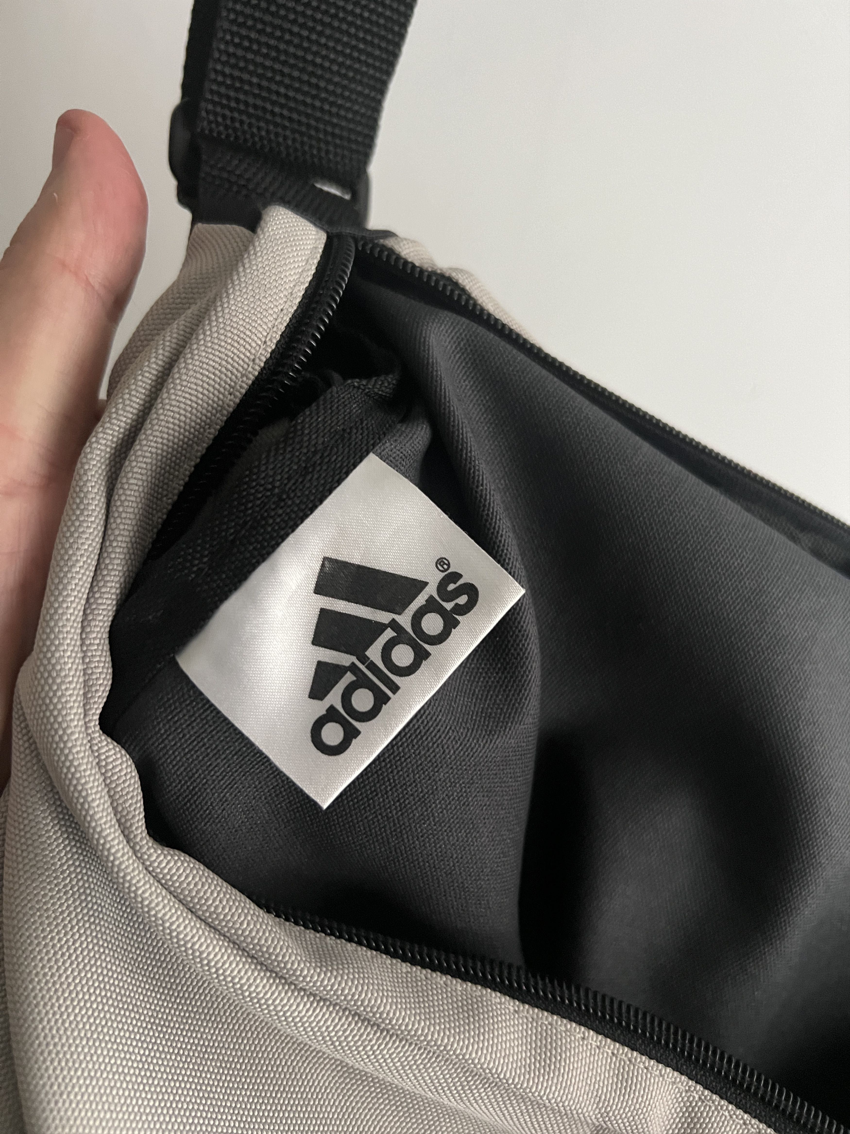 Adidas × Vintage Vintage 00s Adidas Avant Garde Y2K Drill Crossbody Bag Size ONE SIZE - 8 Thumbnail