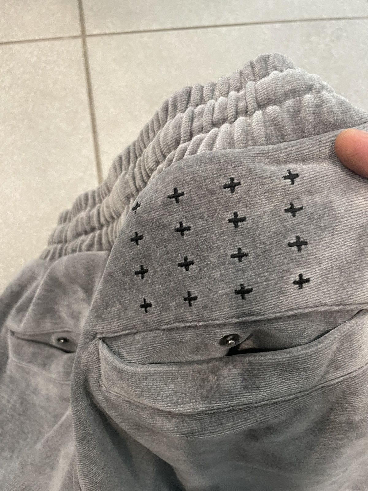 Ksubi Men’s Velvet gray ksubi sweat pant Size US 34 / EU 50 - 4 Thumbnail