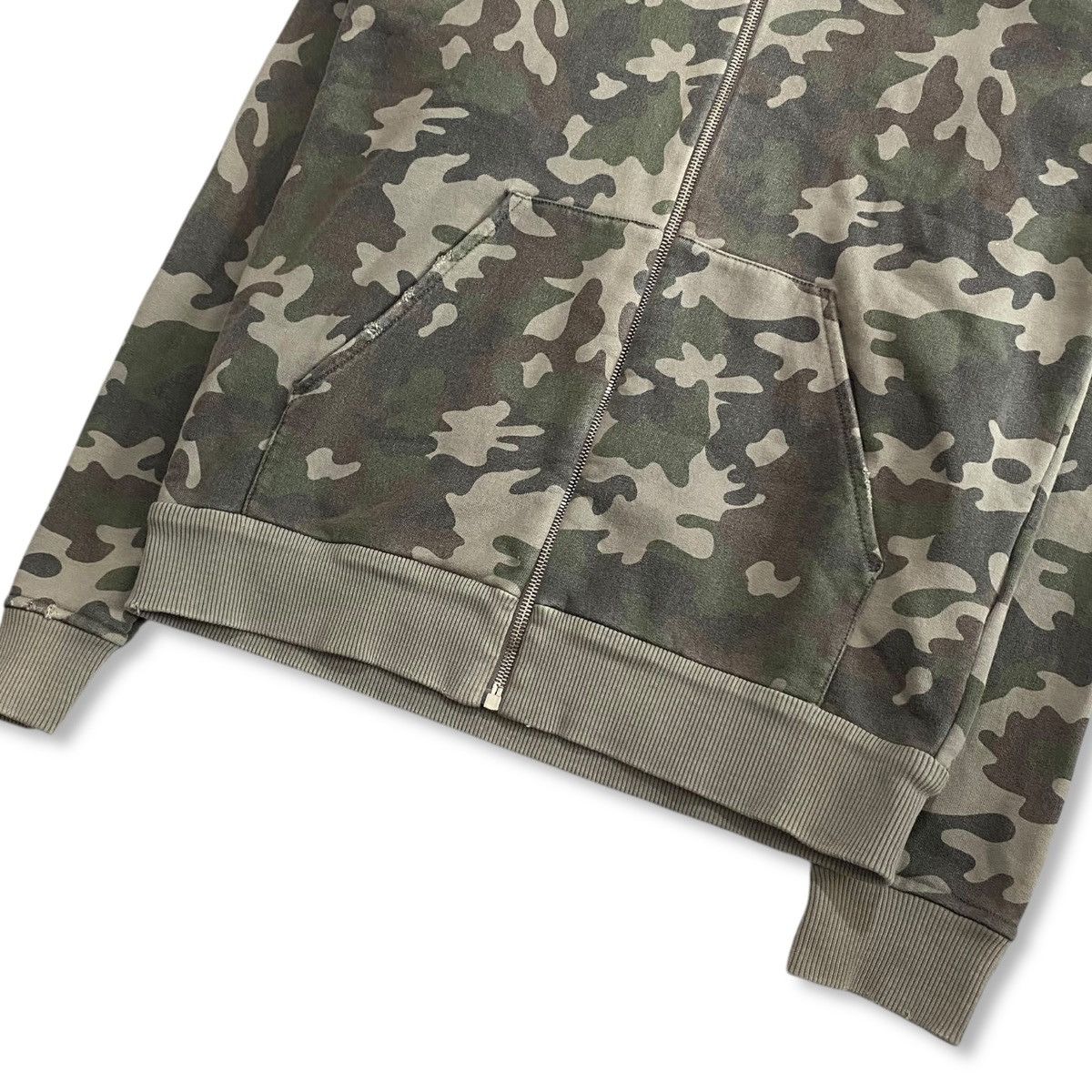 Saint Laurent Paris Saint Laurent FW15 Camo distressed hoodie Size US S / EU 44-46 / 1 - 3 Thumbnail
