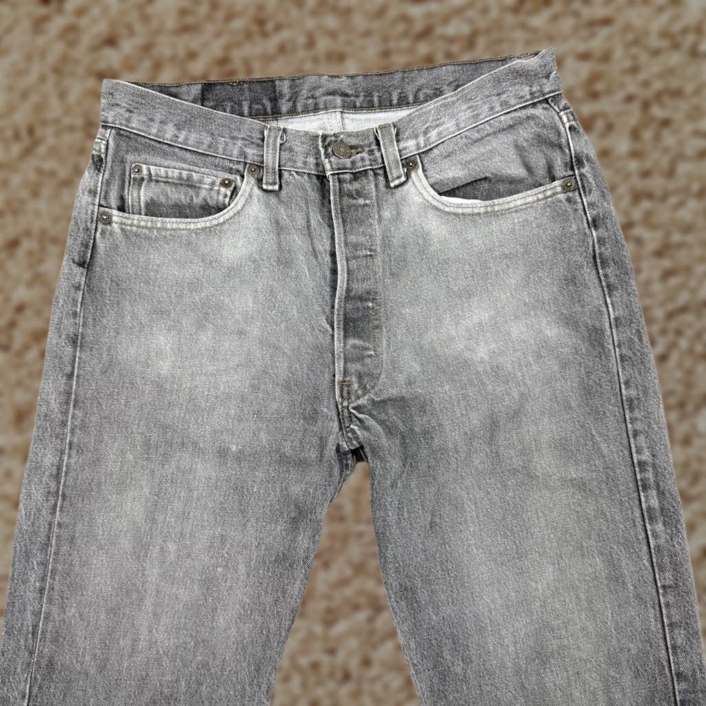 Levi's VINTAGE Levi's 501 Jeans Mens Size 33x34 Gray Made in USA Likely 80s 90s Style Straight 5-Pocket Comfort Regular Fit USA Size US 33 - 1 Thumbnail