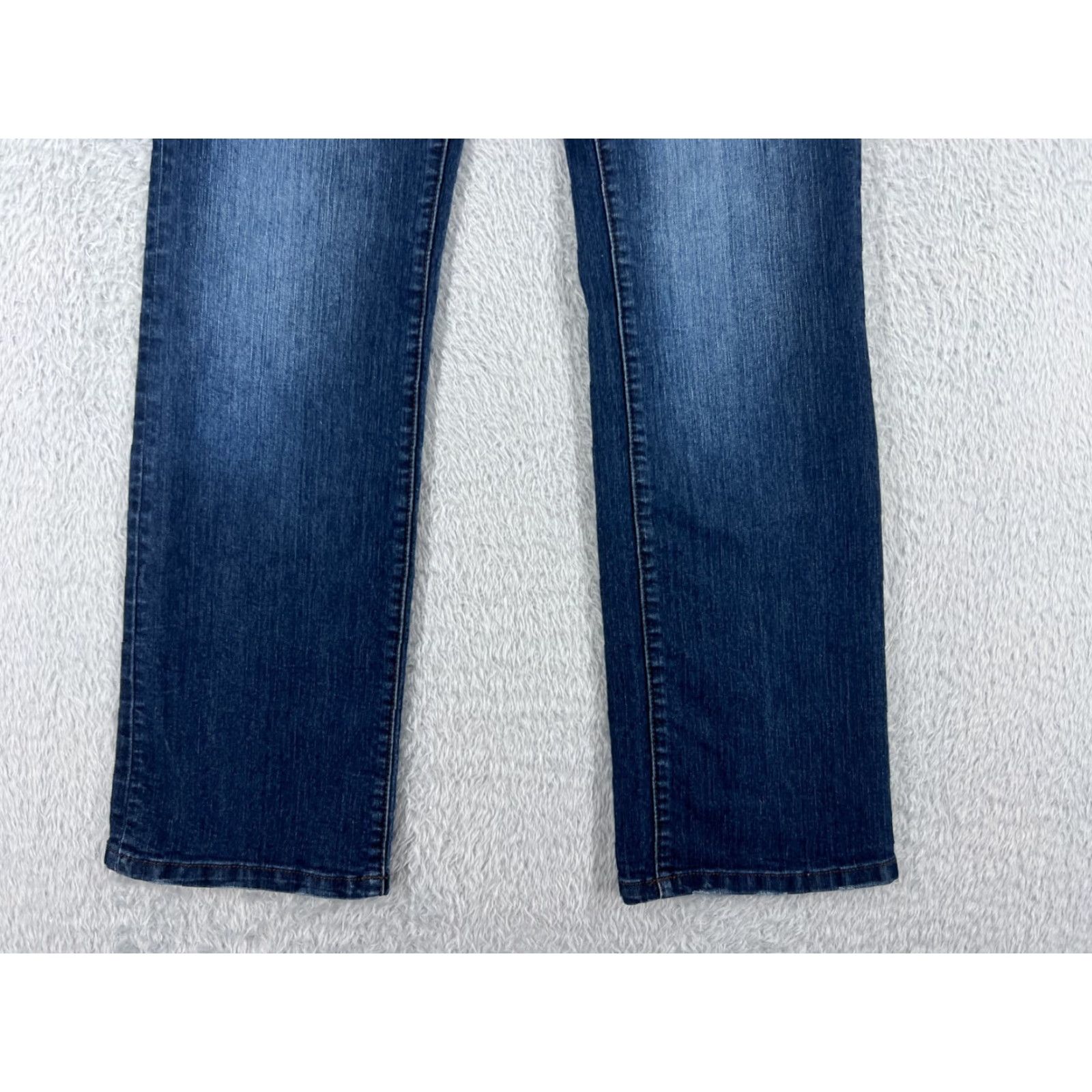 DKNY DKNY Jeans Women's 8 Blue Denim Bootcut Mid Wash Distressed Cotton 32x31 Pants Womens Jeans Bootcut Denim Blue 90s Modern Size 30" / US 8 / IT 44 - 2 Thumbnail