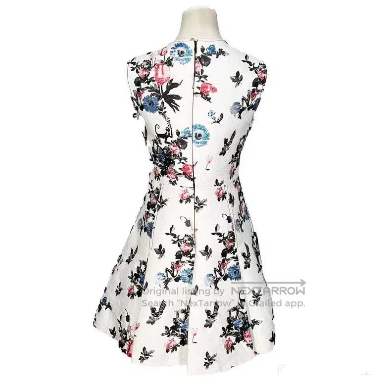 Valentino Valentino Dress embroidered dress Size M / US 6-8 / IT 42-44 - 2 Thumbnail