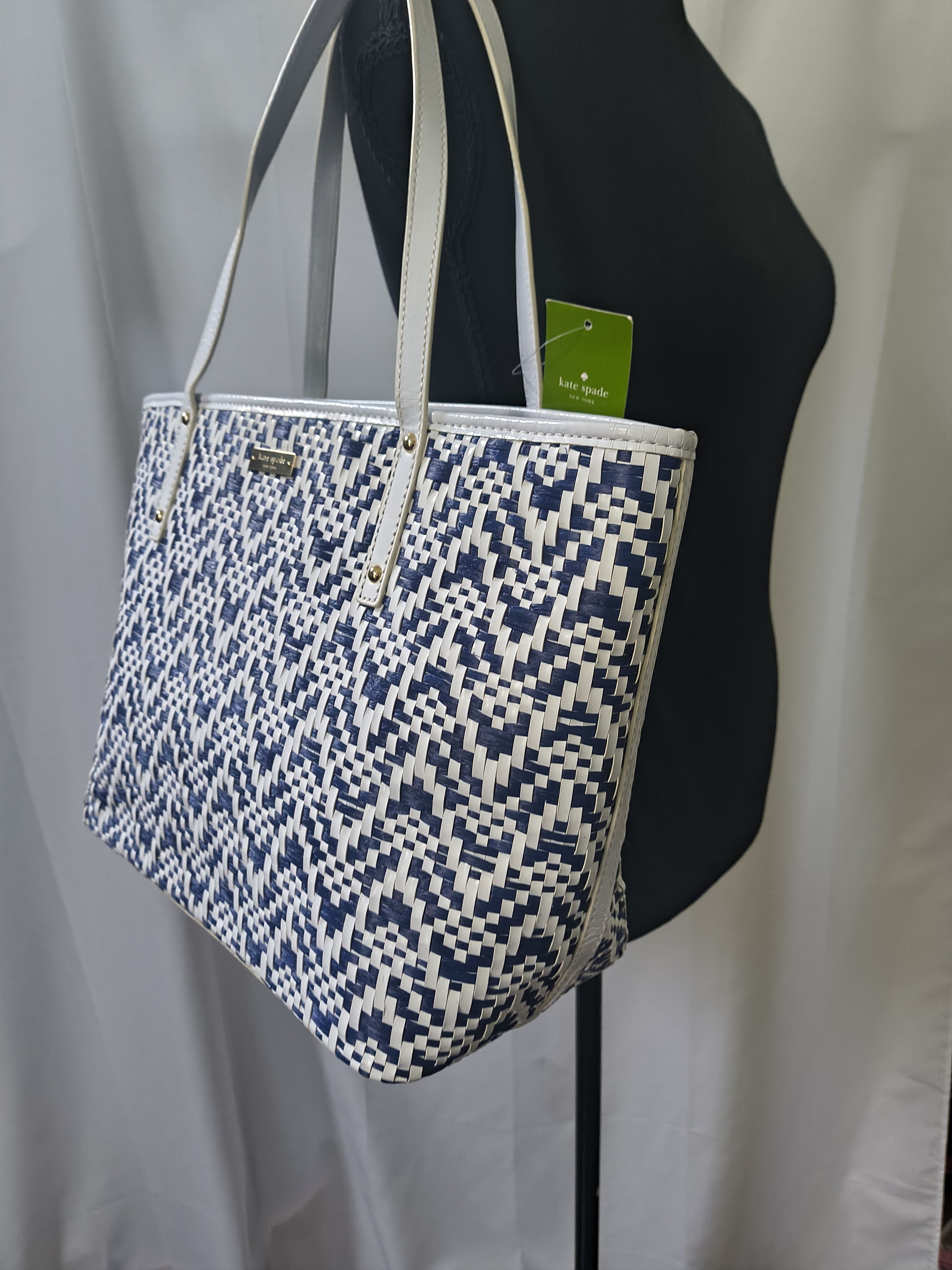 Kate Spade Kate Spade New York Bayside Park Navy & White Tote Size ONE SIZE - 1 Thumbnail