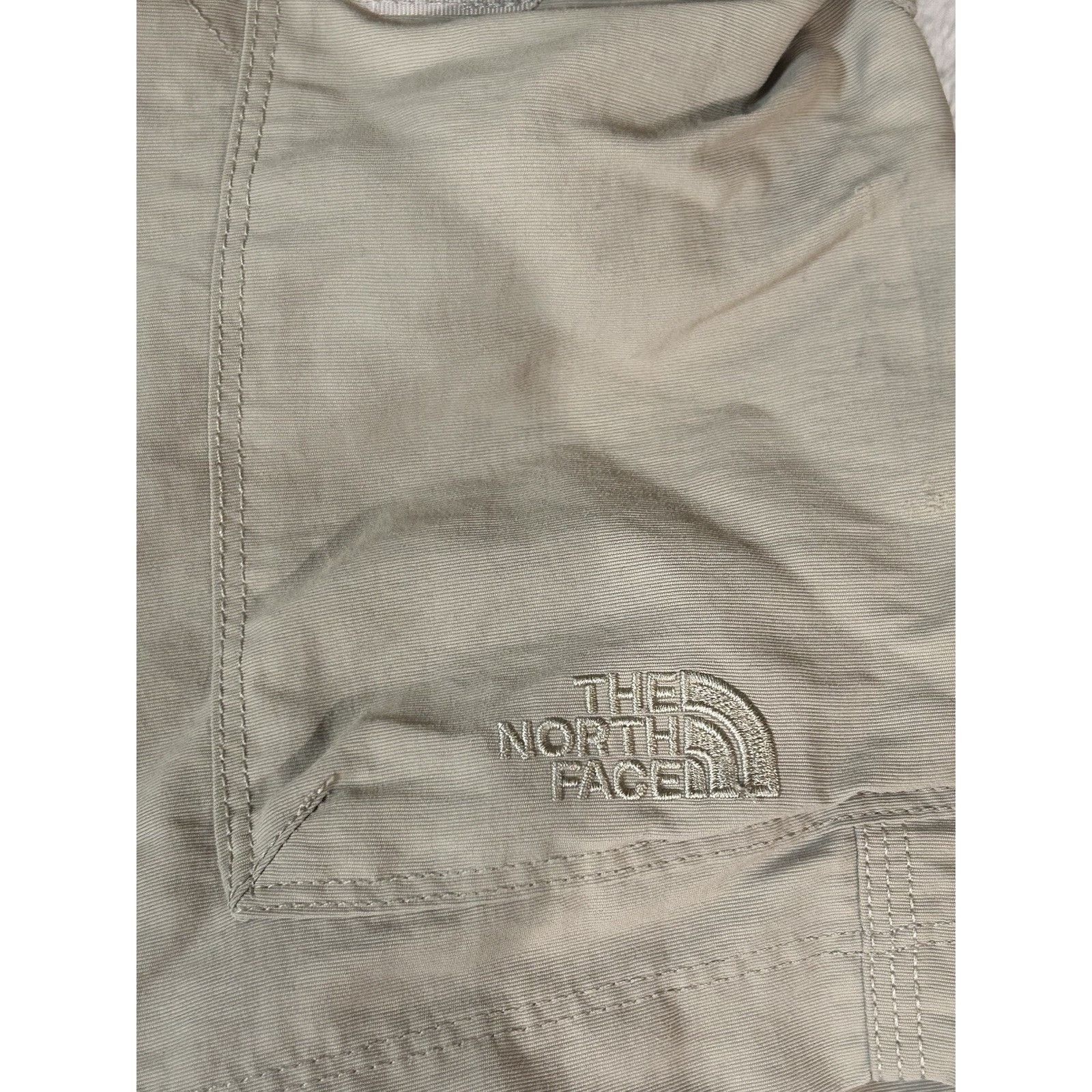 The North Face The North Face Cargo Shorts Men 38 Beige Belted Nylon Hike Size US 38 / EU 54 - 2 Thumbnail