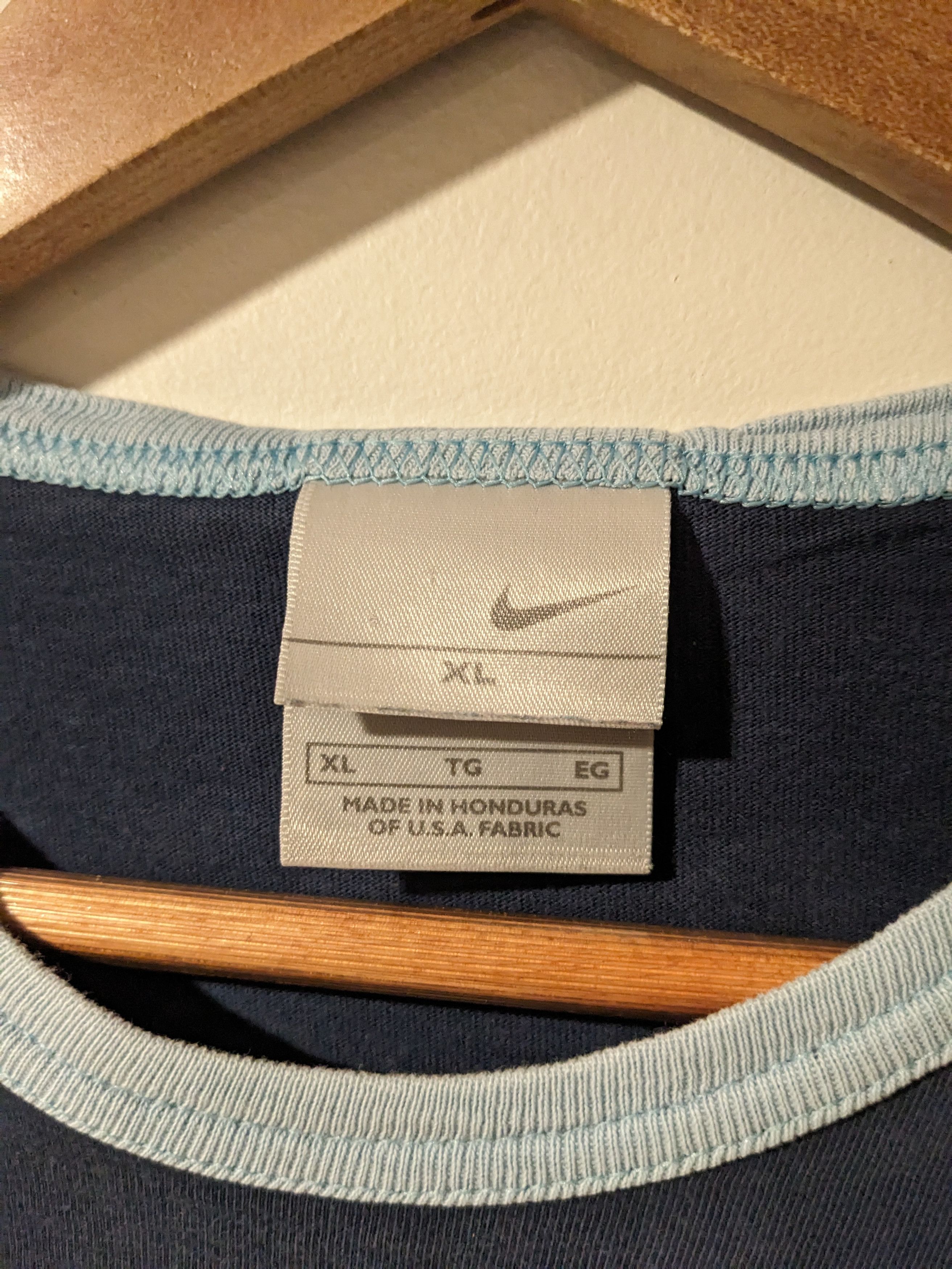 Nike × Vintage Vintage Y2K Nike Stripe Swoosh Blue X-Large T-Shirt Size US XL / EU 56 / 4 - 3 Thumbnail