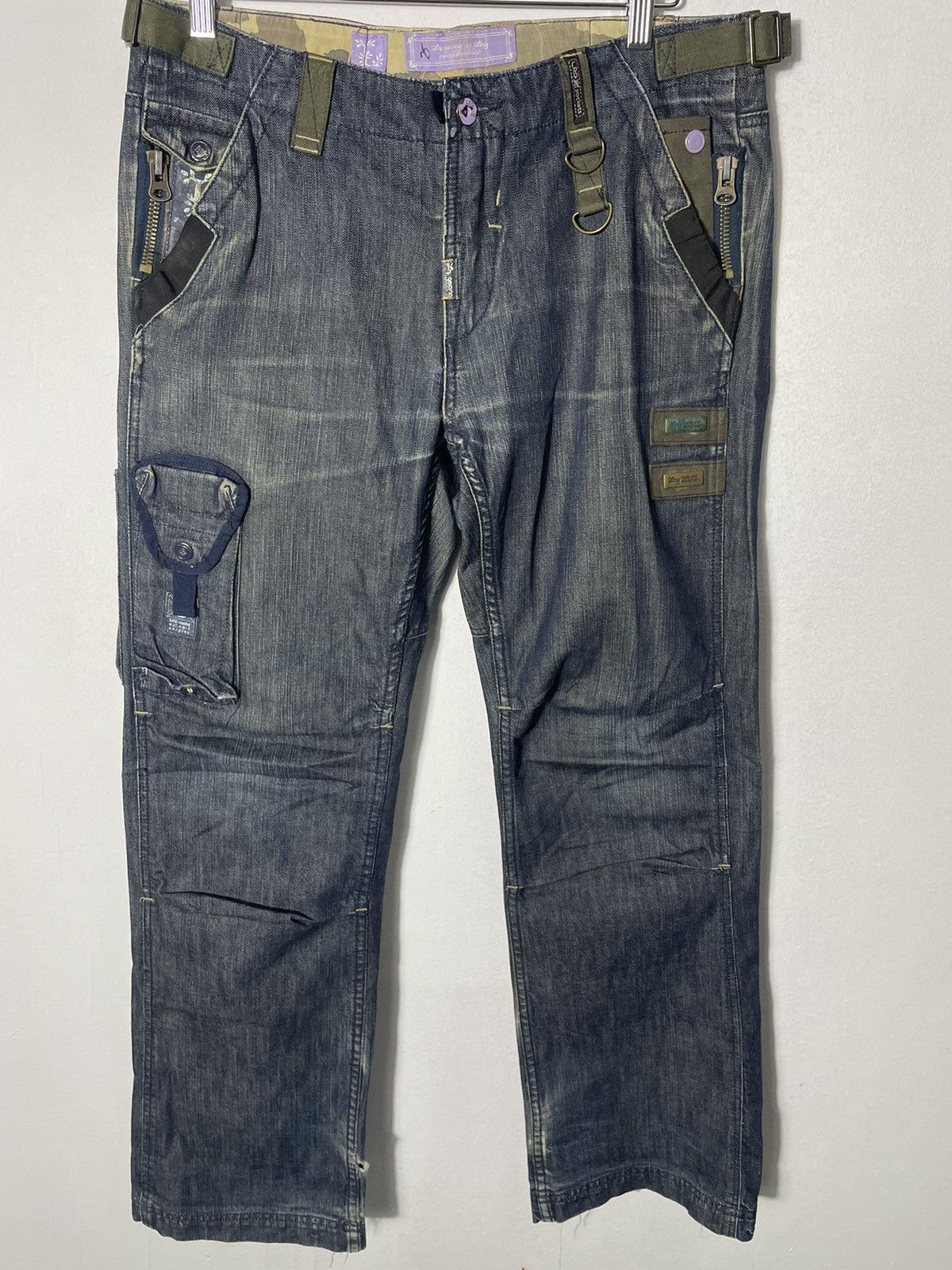 Japanese Brand LNG Multi Pockets Flair Cut Jeans Size US 35 - 2 Thumbnail