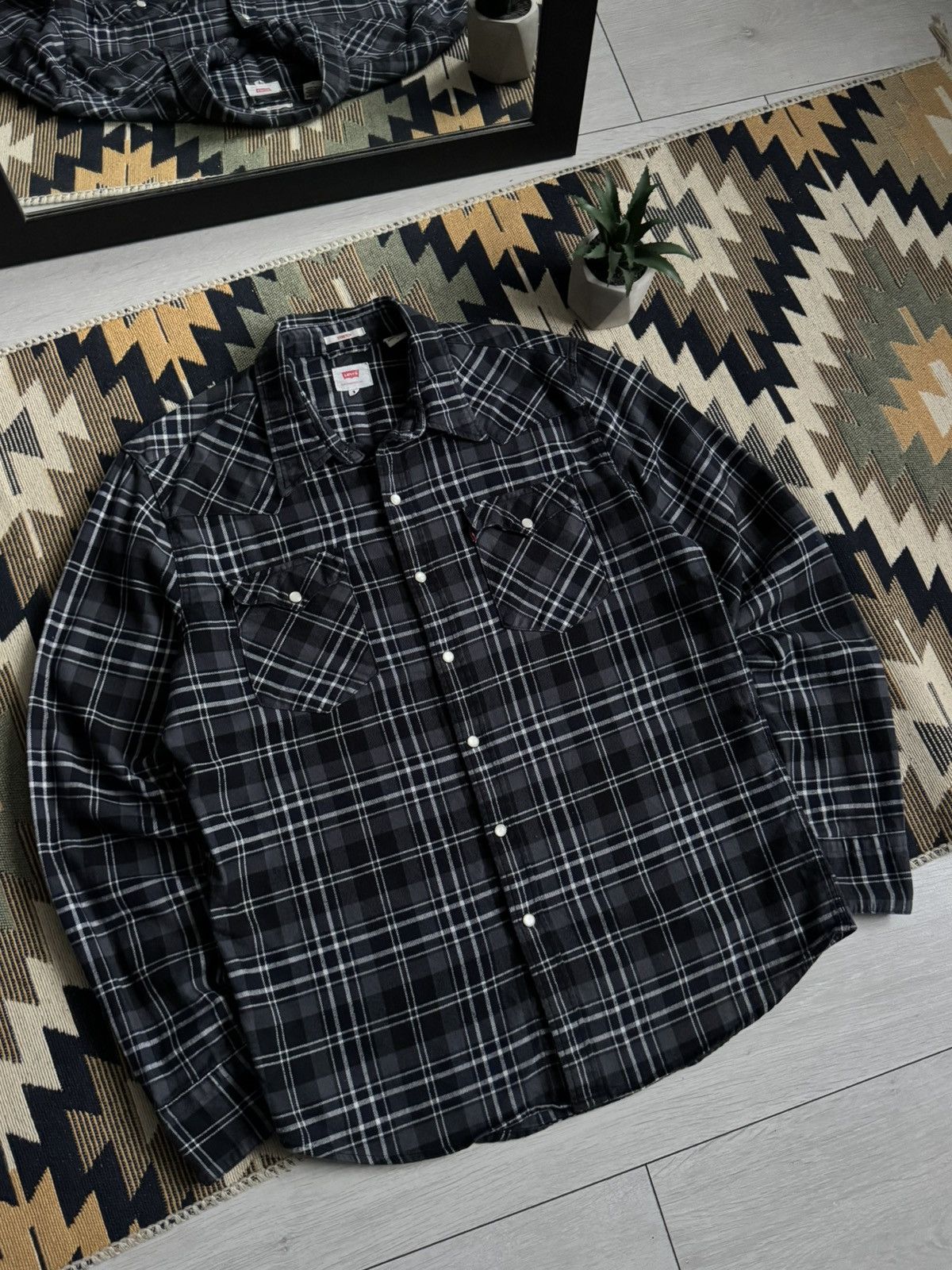 Levi's Vintage Levi’s Flannel Button Up Shirt Size US M / EU 48-50 / 2 - 2 Thumbnail