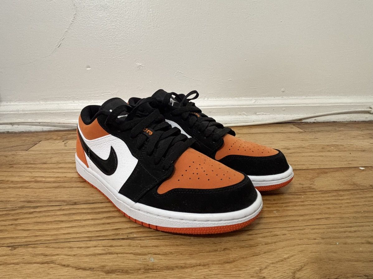 Jordan Brand × Nike Air Jordan 1 Low Shattered backboard Size 8 Size US 8 / EU 41 - 1 Thumbnail