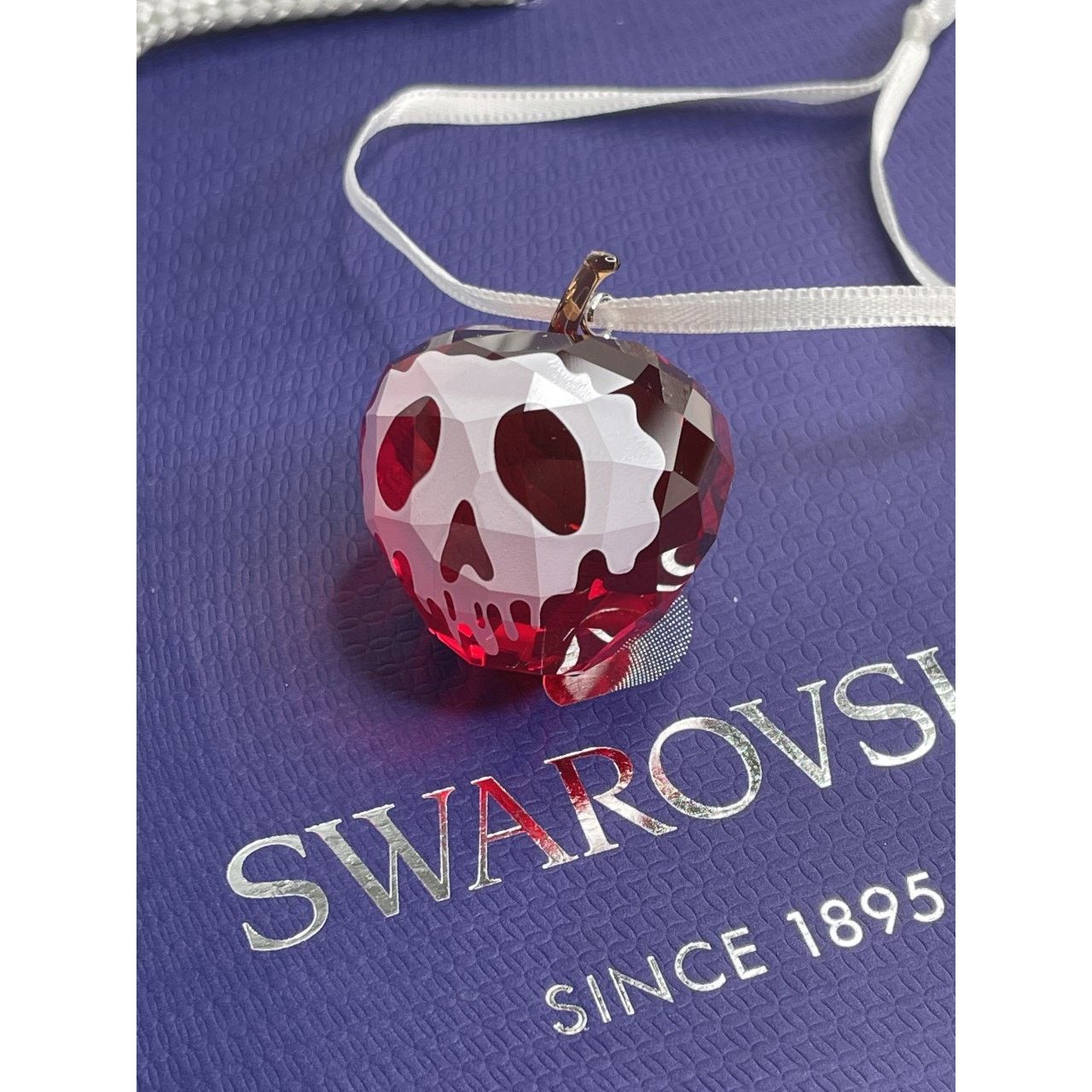 Swarovski Swarovski Poisoned Apple Ornament New Size ONE SIZE - 4 Thumbnail