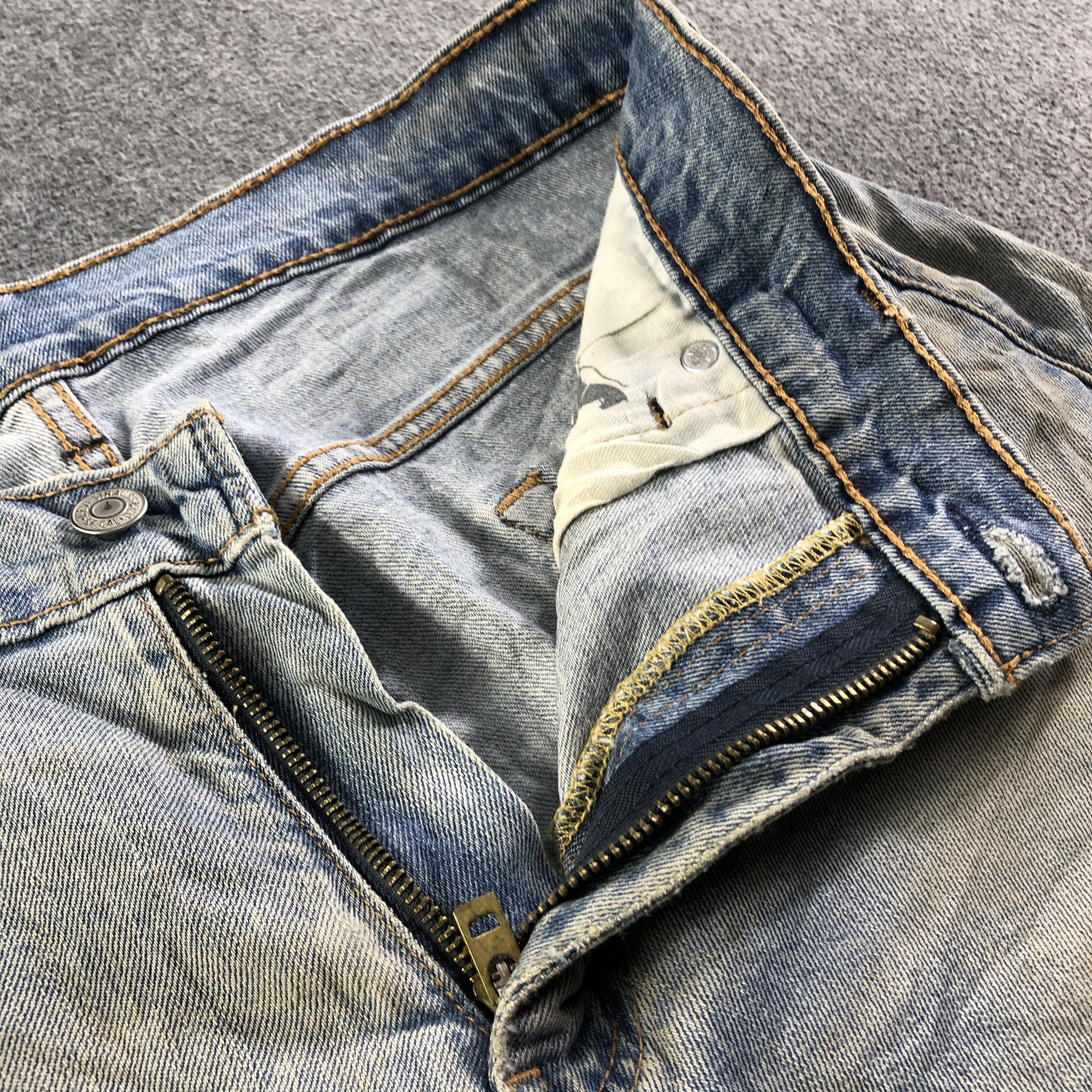 Levi's Vintage Light Wash Levis 569 Jeans-J3682 Size US 33 - 7 Thumbnail