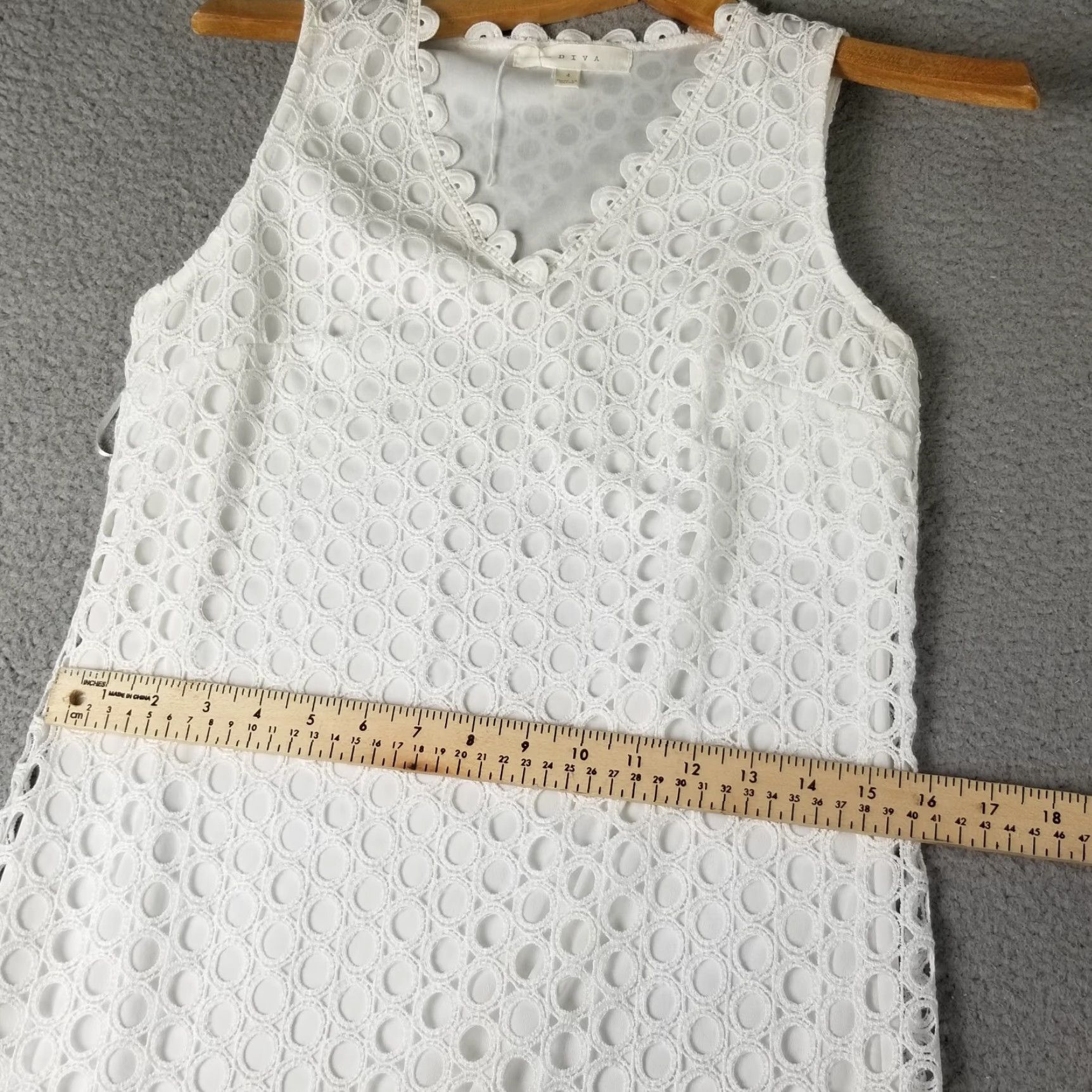 Vintage Vintage Adiva White Floral Lace Crochet Sheer Beach Cover Up Women's Size 4 Size S / US 4 / IT 40 - 6 Thumbnail