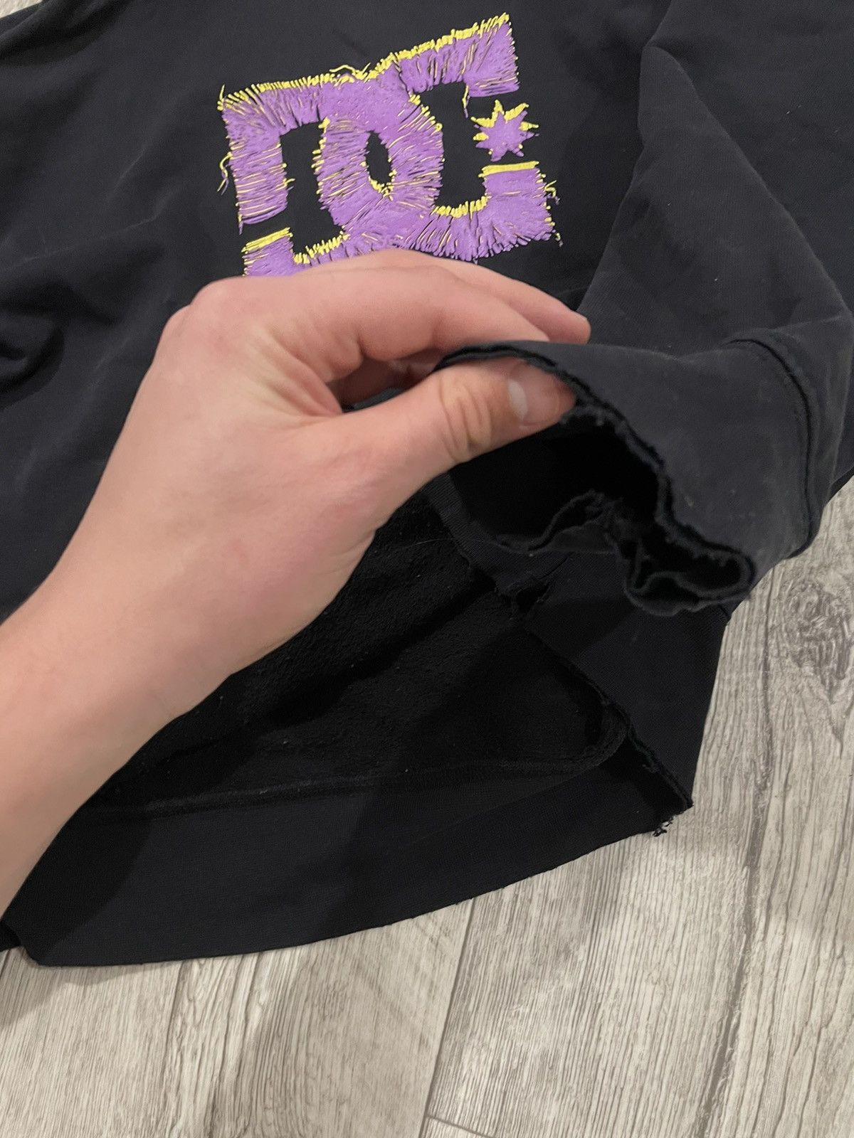 DC × Vintage Trashed Dc big logo boxy Skateboarding baggy sk8 wu Hoodie Size US S / EU 44-46 / 1 - 3 Thumbnail