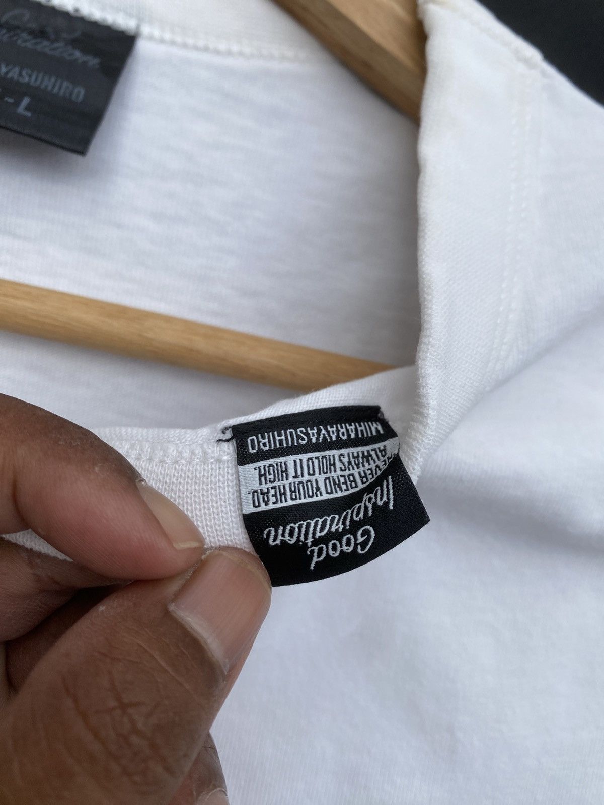 Maison MIHARA YASUHIRO Rare Miharayasuhiro Communications x GU Tshirt Size US L / EU 52-54 / 3 - 10 Thumbnail