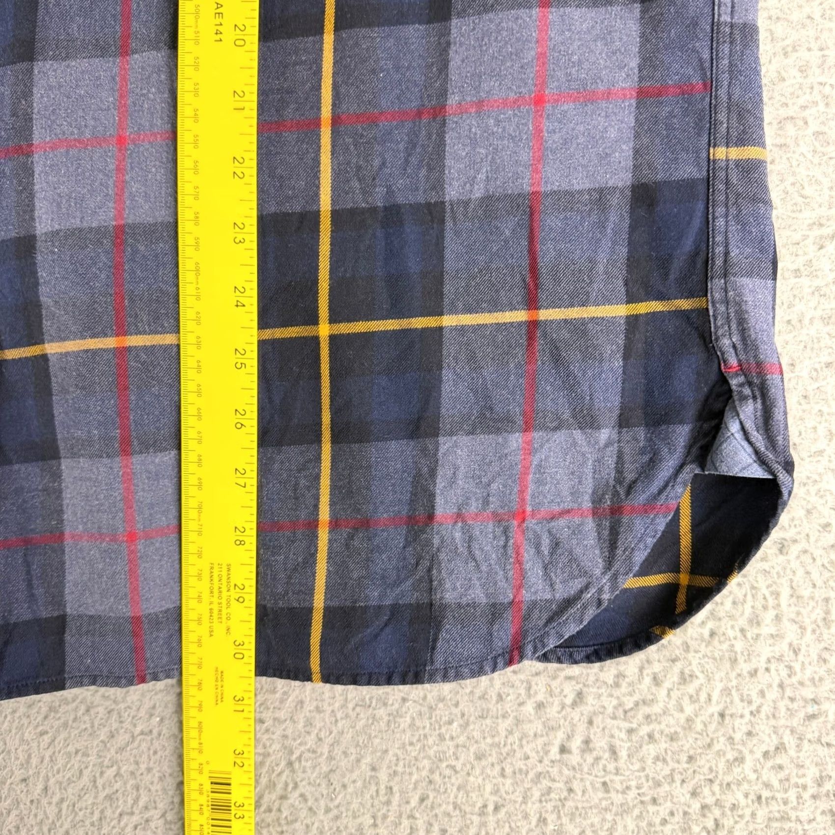 Tommy Hilfiger VINTAGE Tommy Hilfiger Button-Down Shirt Mens XL Blue Plaid Cotton Long Sleeve Size US XL / EU 56 / 4 - 6 Thumbnail