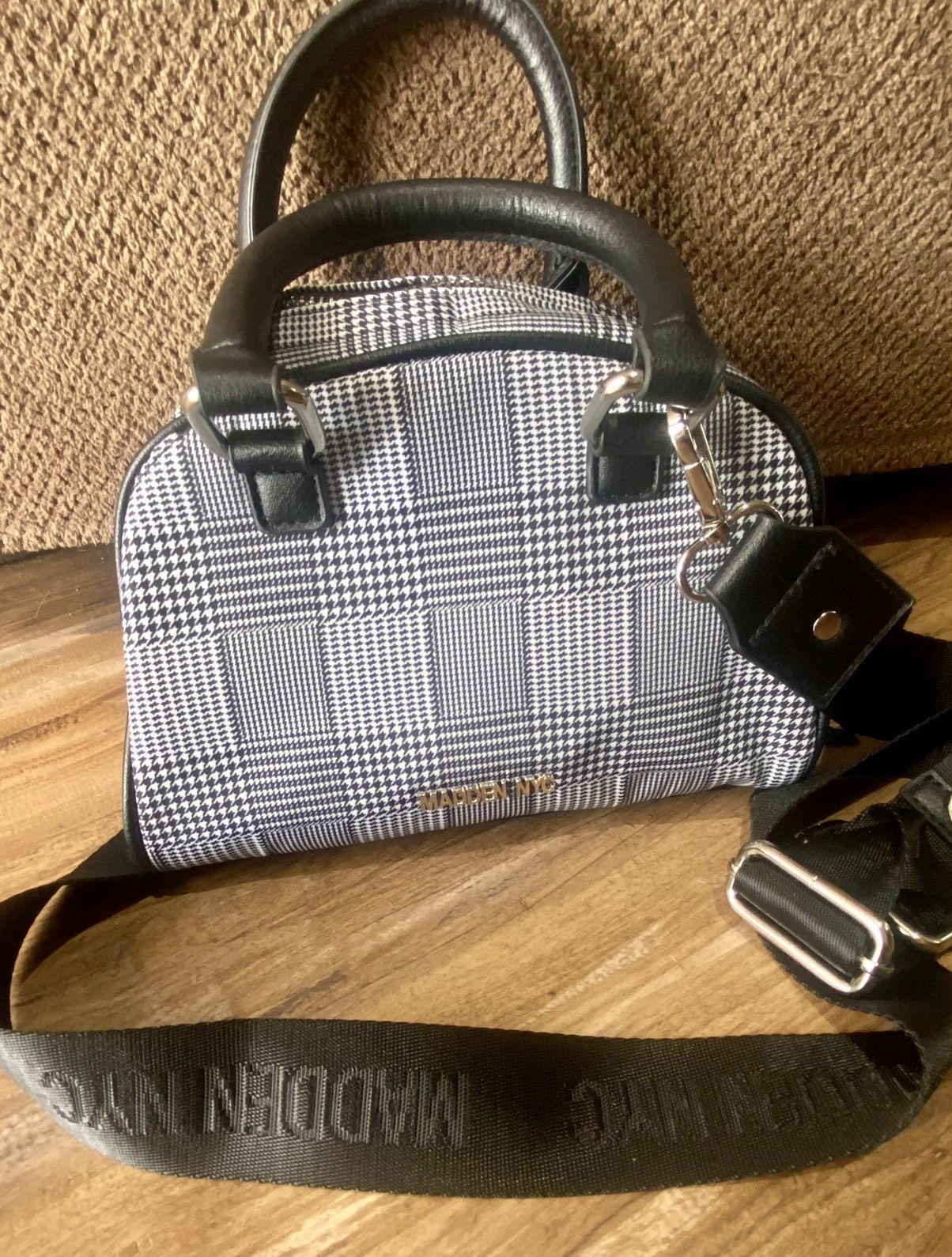 Steve Madden Black and White Plaid Steven Madden mini purse! Size ONE SIZE - 1 Thumbnail