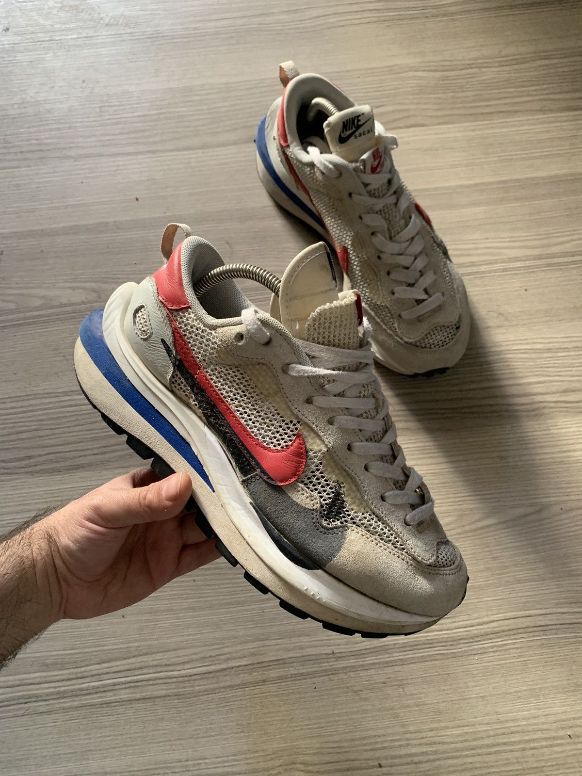 Nike × Sacai Nike x Sacai VaporWaffle Sport Fuchsia Game Royal sneaker Size US 9 / EU 42 - 2 Thumbnail