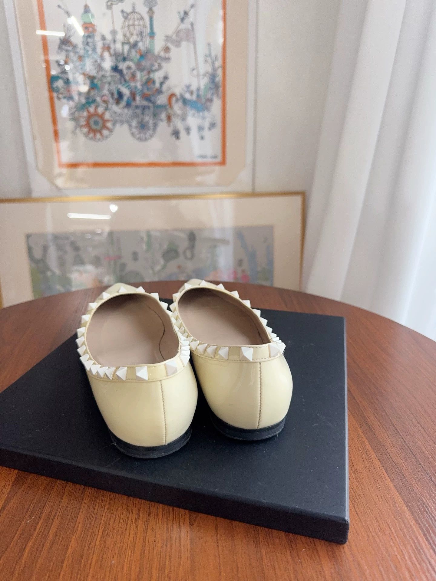 Valentino Valentino 95 New Cream Patent Leather Flats 37.5 Min OX Yell Size US 6.5 / IT 36.5 - 8 Thumbnail