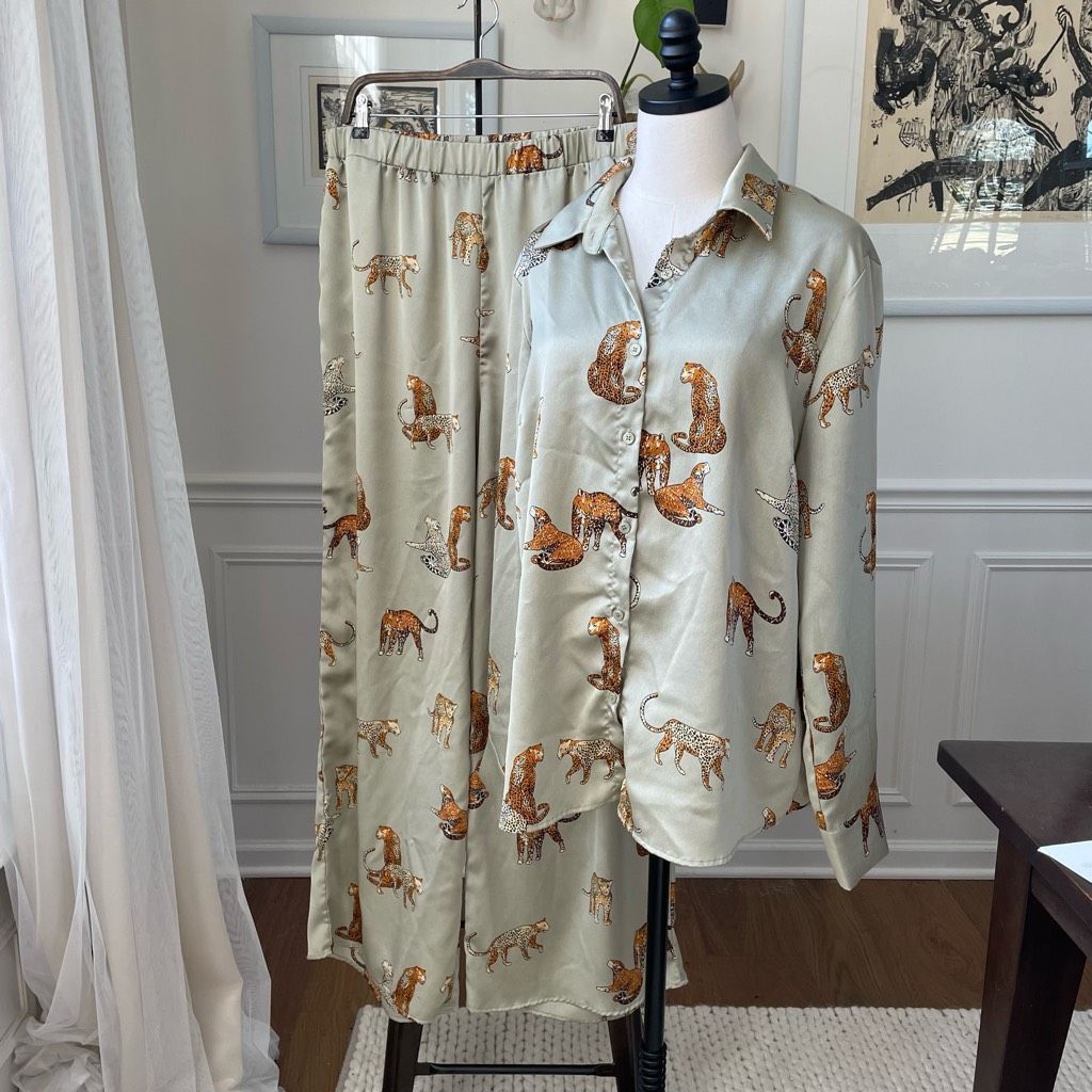Other NWOT Good Times USA My Remedy Pant Top Set Sage Green Cheeta Size XL / US 12-14 / IT 48-50 - 9 Thumbnail