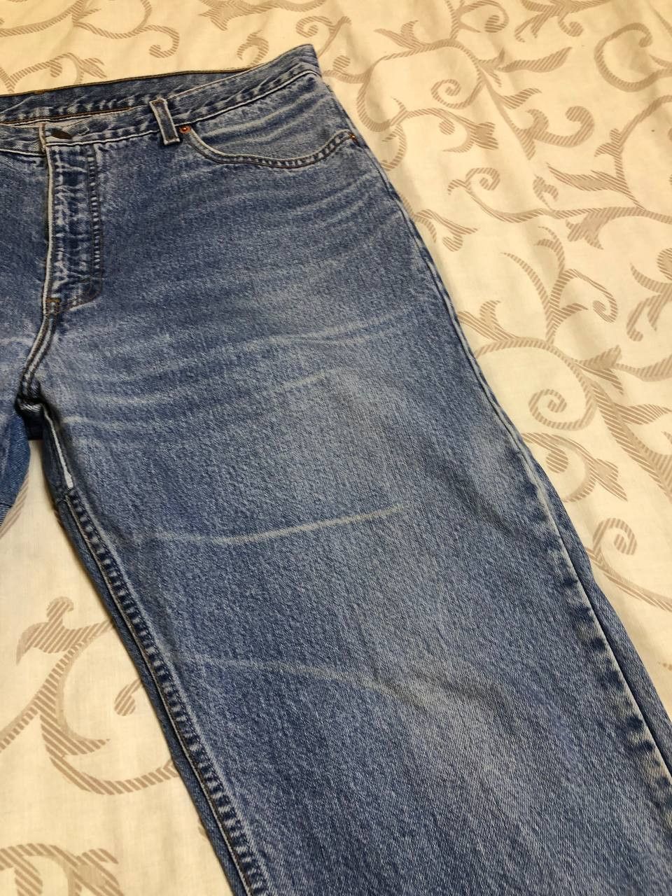 Levi's VTG 90’s Levis 615 Jeans mens Denim RELAXED Size US 40 / EU 56 - 9 Thumbnail