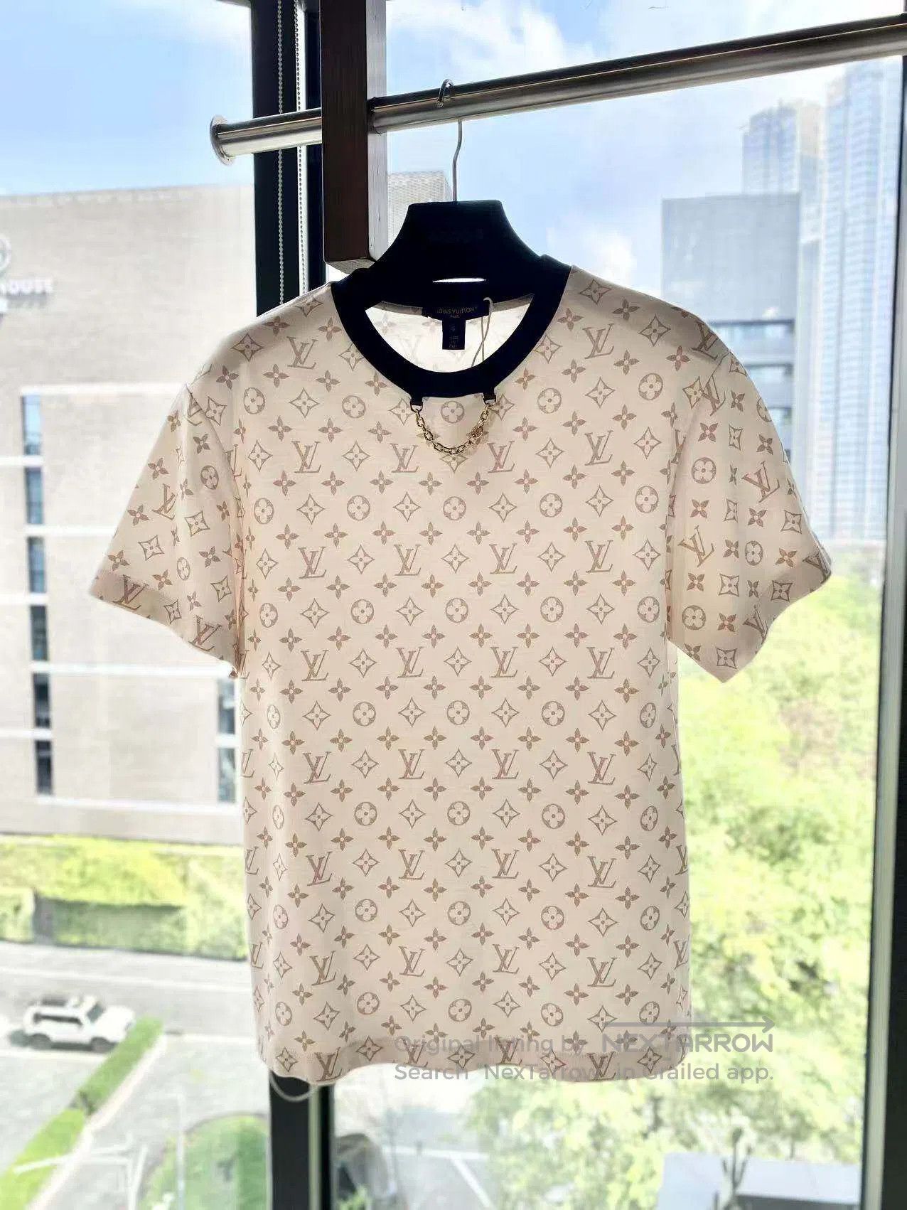 Louis Vuitton Louis Vuitton The old flower is full of printed chain logo Size S / US 4 / IT 40 - 2 Thumbnail