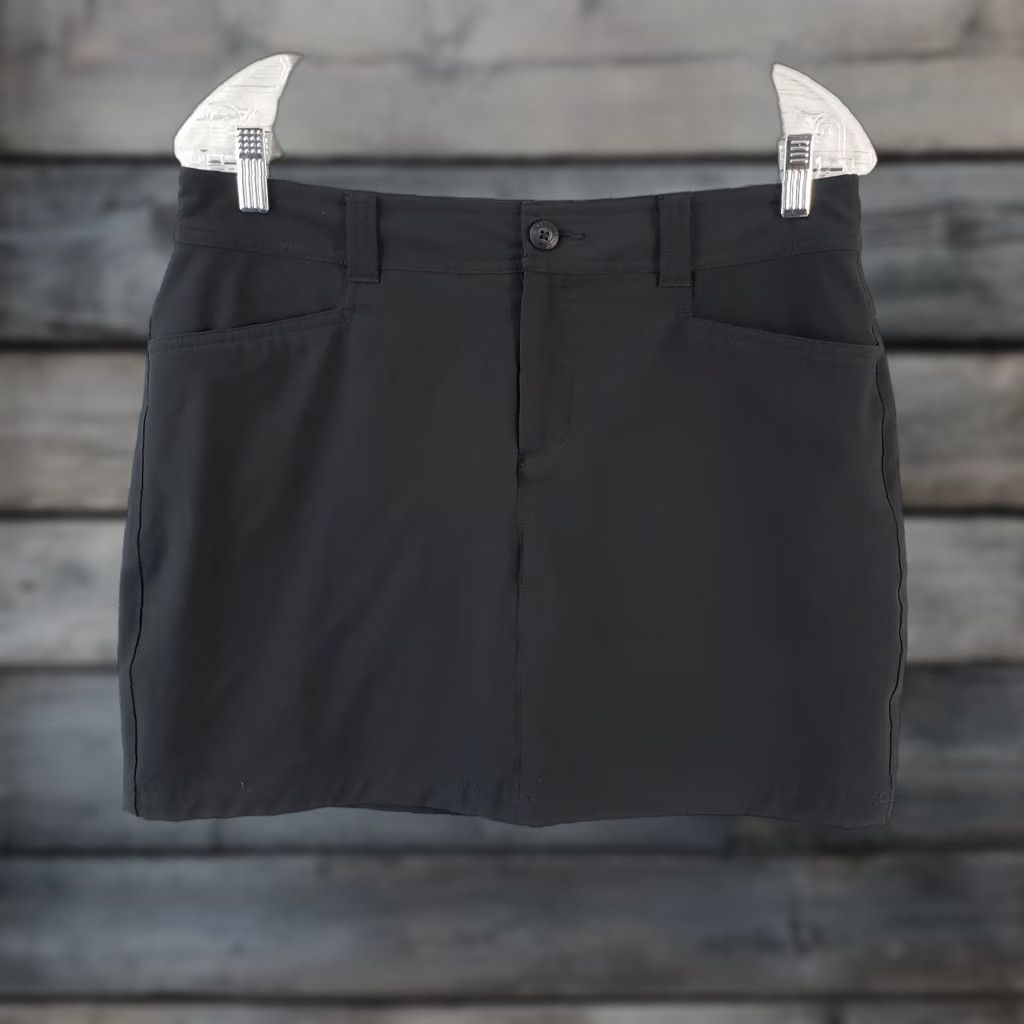 Eddie Bauer Eddie Bauer Womens Skort Sz 6 Solid Black Pockets Polyester Blend Skort Athletic Casual Activewear Womens Size 6 Black Pockets Size ONE SIZE - 1 Thumbnail