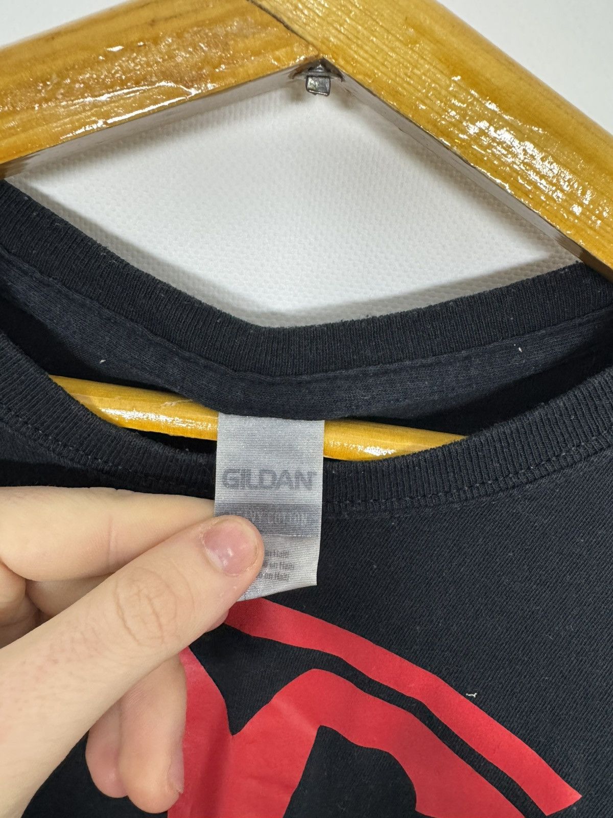 Gildan Vintage Y2k Tesla Center Logo T Shirt Hype Size US L / EU 52-54 / 3 - 8 Thumbnail