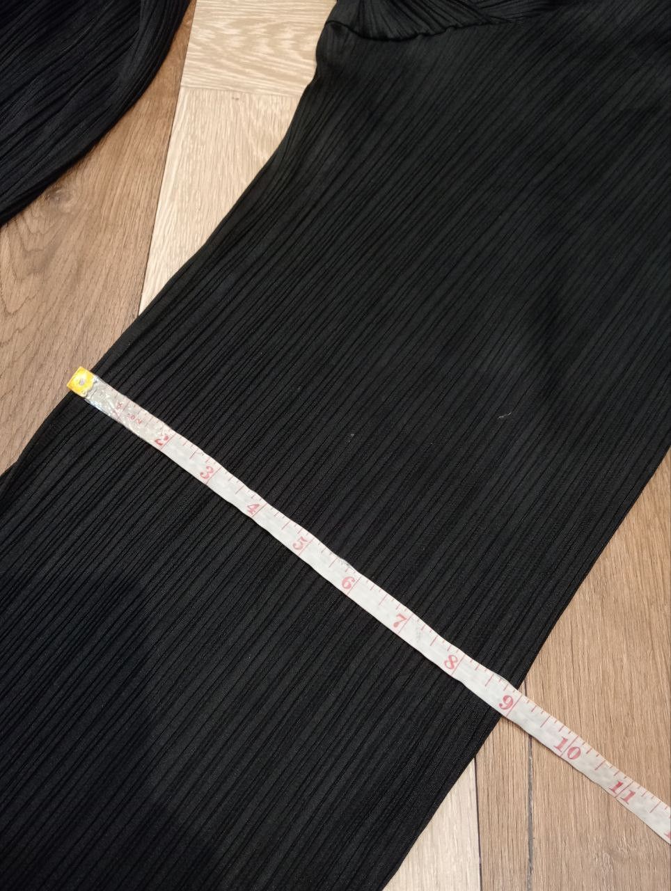 Pleats Please Issey Miyake PLEATS PLEASE ISSEY MIYAKE PLEATED PANTS - BLACK Size 25" / US 0 / IT 36 - 19 Thumbnail