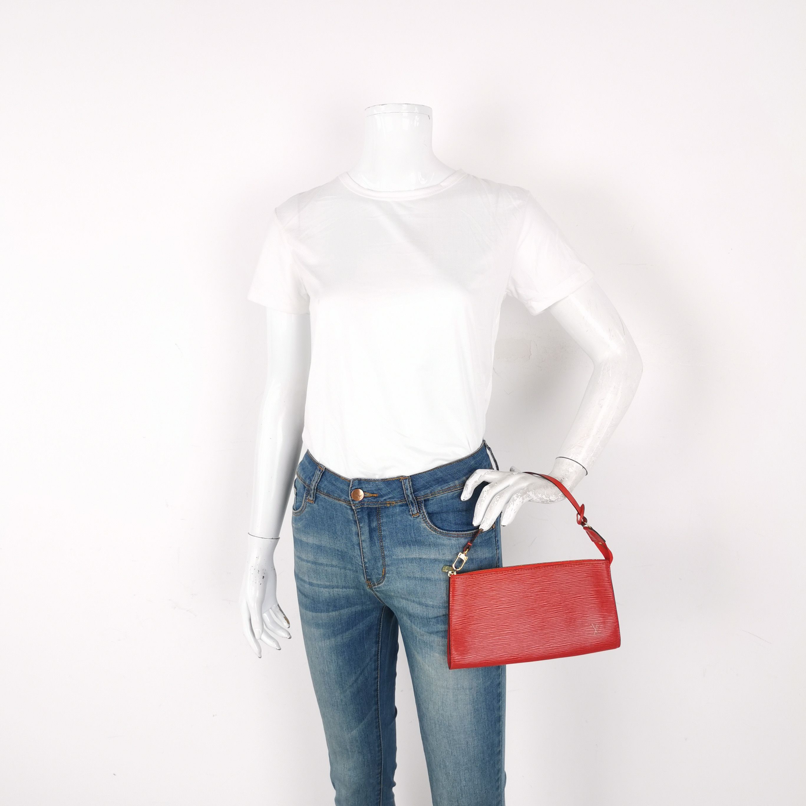 Louis Vuitton Louis Vuitton (LV) Accessories Mahjong Bag Large Cowhide Wa Size ONE SIZE - 1 Thumbnail