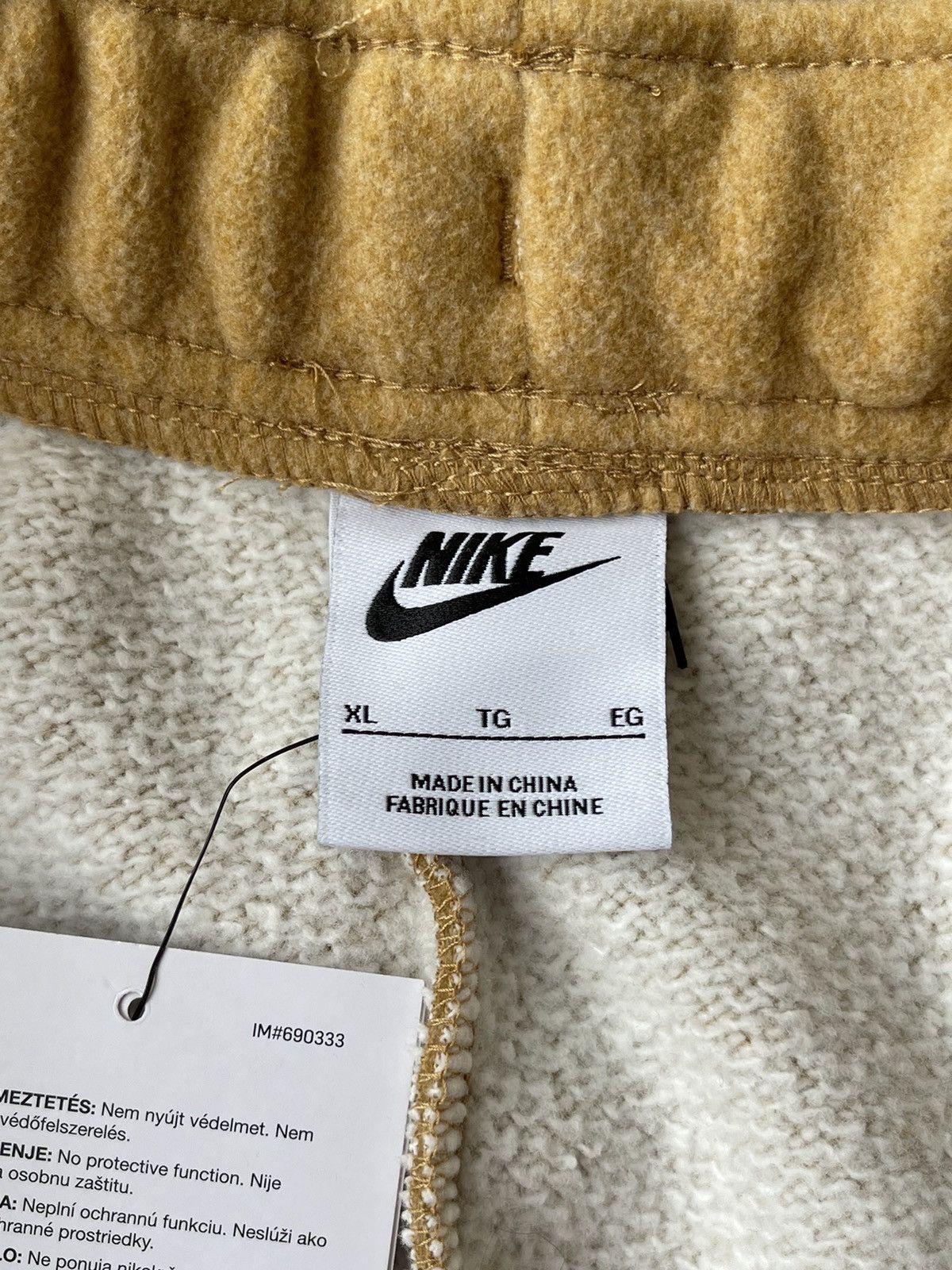 Nike NWT Nike Sportswear Tech Fleece Winterized Joggers Size XL Size US 34 / EU 50 - 11 Thumbnail