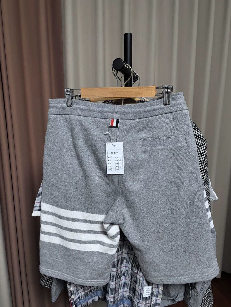 Thom Browne Thom browne Size 1 Classic shorts 2504-Nextarrow Size US 29 - 6 Thumbnail