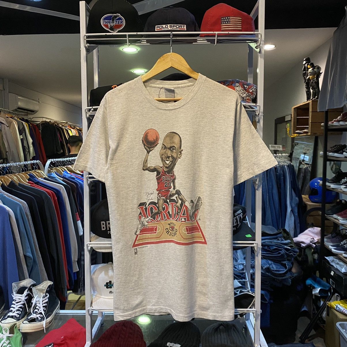 Salem Sportswear VINTAGE 90’s Michael Jordan Chicago Bulls Tee Size US M / EU 48-50 / 2 - 1 Thumbnail