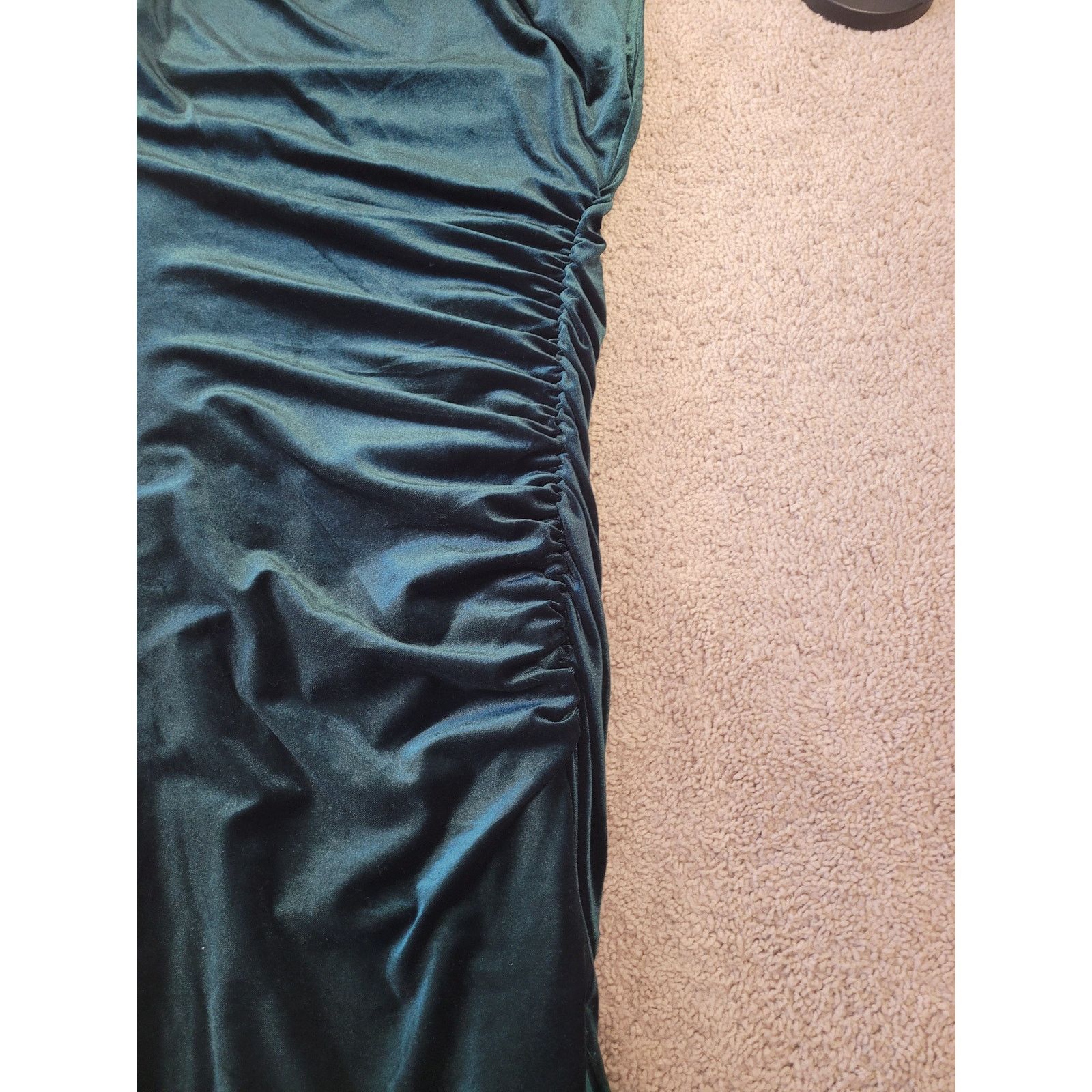 NWOT Robbie Bee Emerald Velvet Cowl Maxi Dress L