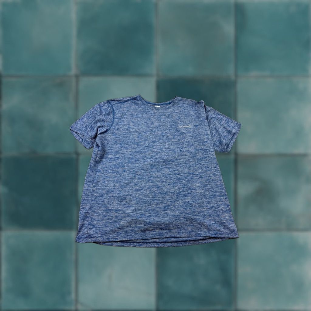 Vintage COLUMBIA Men's XL Blue Short Sleeve Crew Neck Pullover Activewear Shirt Outdoor Size US XL / EU 56 / 4 - 1 Thumbnail
