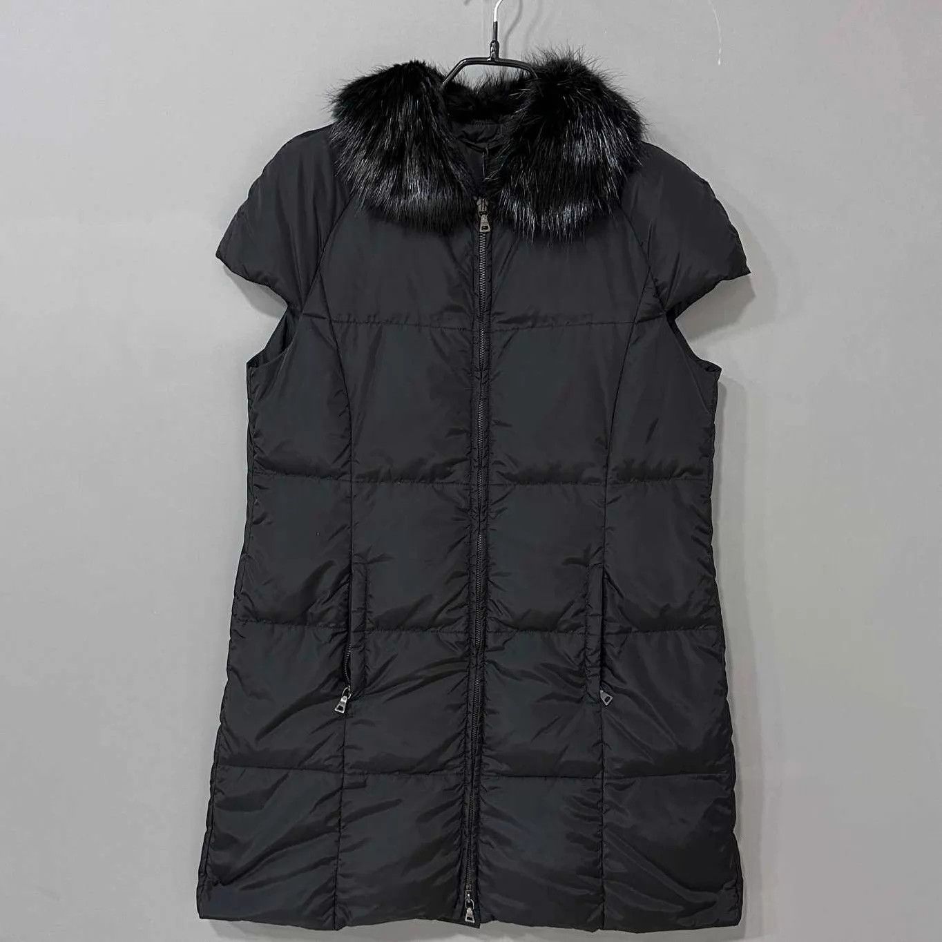 Prada PRADA Mink Fur Collar Down Vest Size S / US 4 / IT 40 - 1 Thumbnail