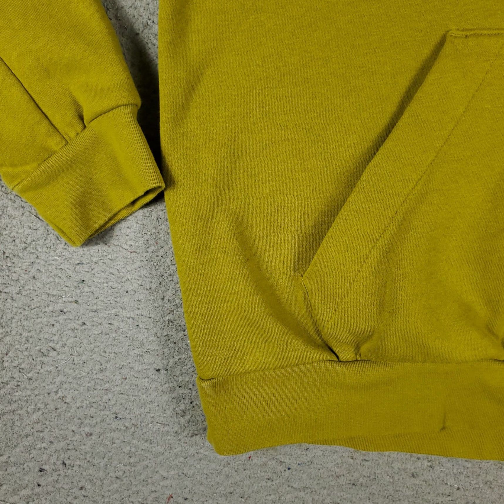 Adidas Adidas Hoodie Mens Medium Pullover Athletic Kangaroo Pocket Yellow Size US M / EU 48-50 / 2 - 4 Thumbnail