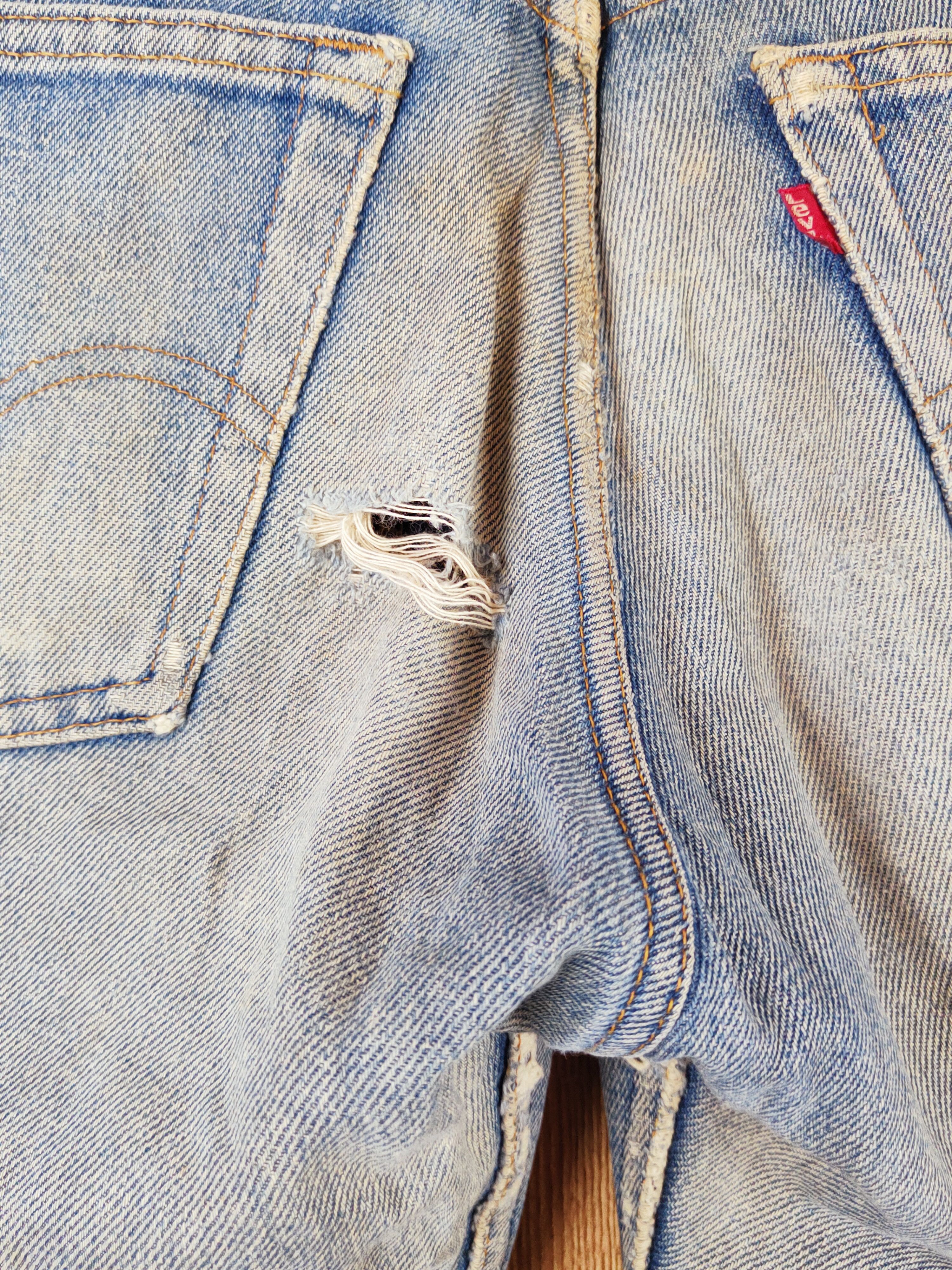Levi's 505 Levi's Blue Distressed Ripped denim Jeans #W800 Size US 29 - 9 Thumbnail