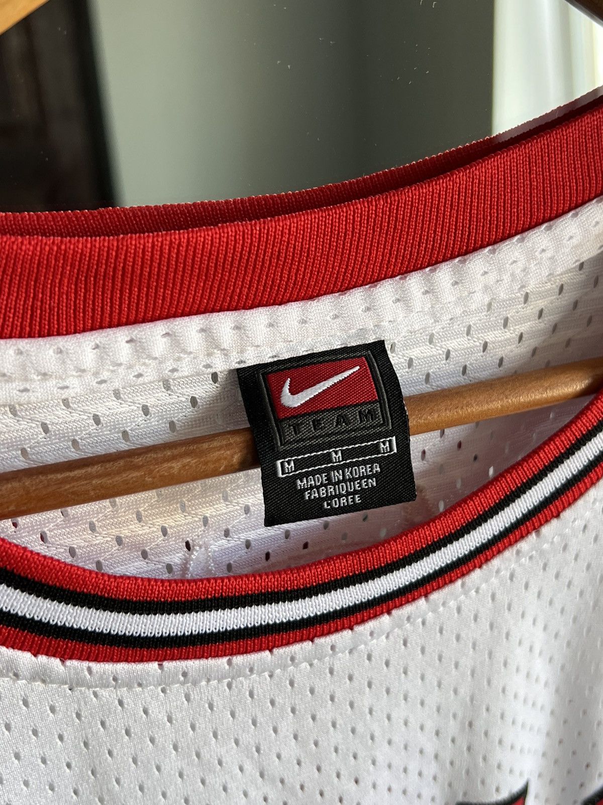 NBA × Nike × Vintage Vintage Nike Jordan 23 Chicago Bulls NBA Jersey 90s Tank Top Size US M / EU 48-50 / 2 - 8 Thumbnail