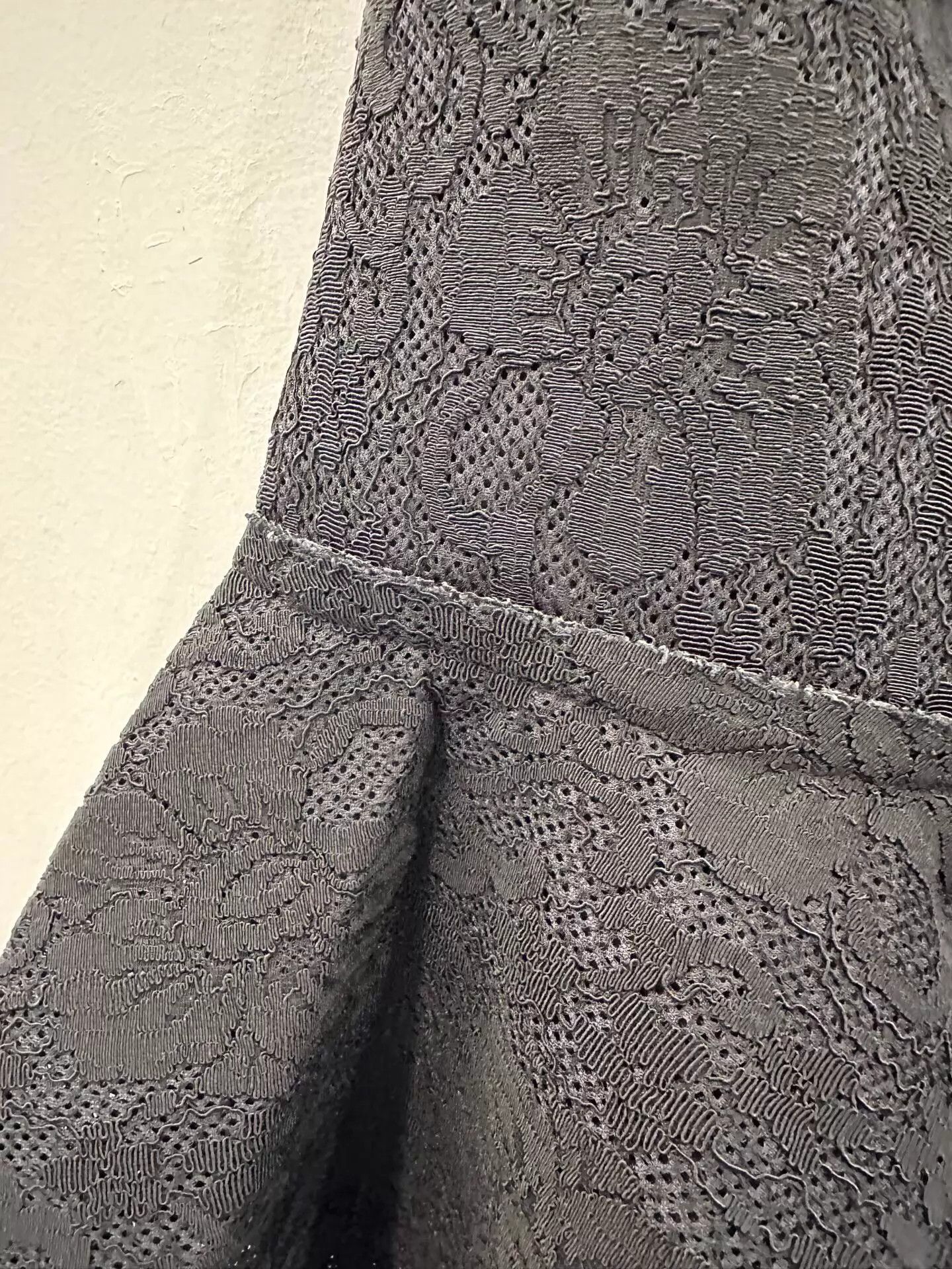 Lanvin Lanvin women's all over floral print cutout black skirt Size 27" / US 4 / IT 40 - 4 Thumbnail