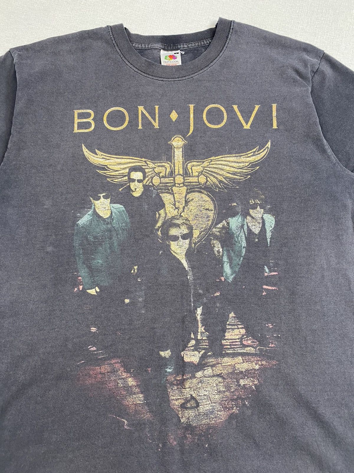 Fruit Of The Loom × Vintage Men’s Vintage Fruit Of The Loom 2011 Tour T-shirt size L Size US L / EU 52-54 / 3 - 3 Thumbnail