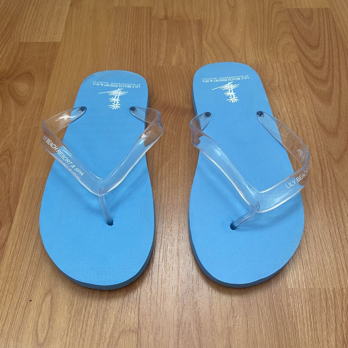 REEF Lily Beach Resort & Spa At Maldives Flip Flops Men 10ish Size US 10 / EU 43 - 2 Thumbnail
