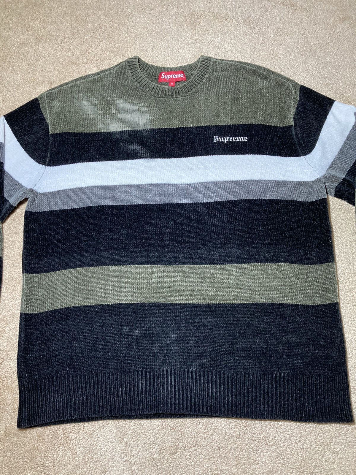 Supreme FW18 Supreme Striped Chenille Sweater Logo Green Black 2018 Size US S / EU 44-46 / 1 - 2 Thumbnail