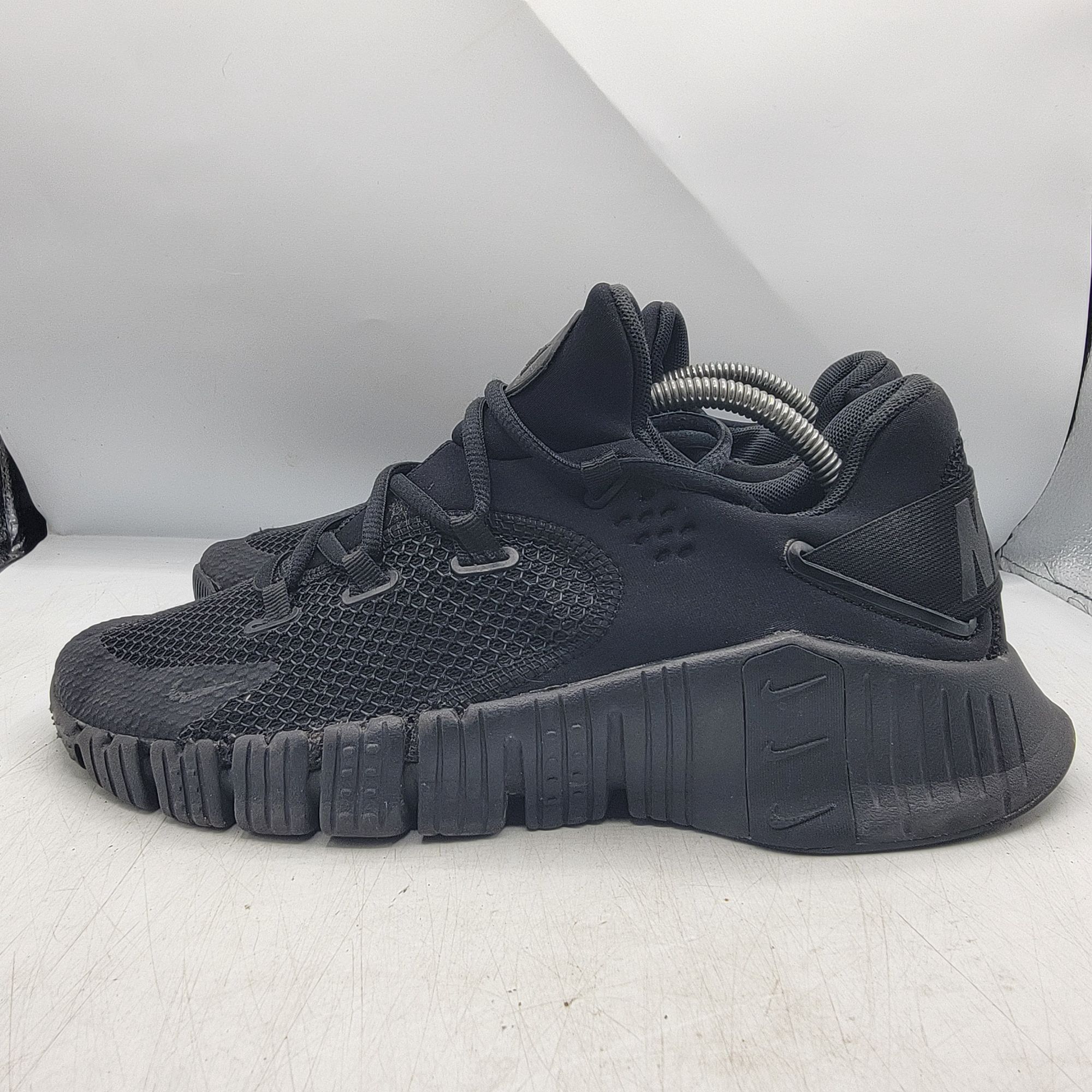 Nike Nike Free Metcon 4 Mens 10.5 Triple Black Athletic Training Size US 10.5 / EU 43-44 - 13 Thumbnail